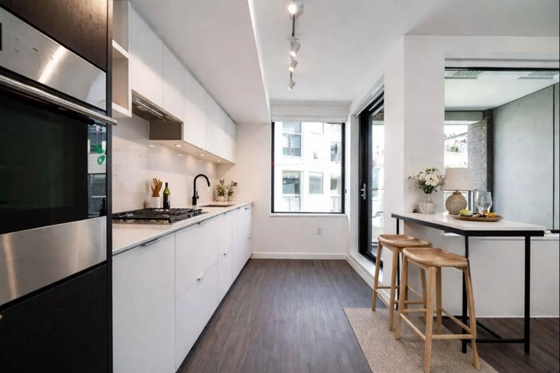 #512 210 E 5th Avenue - Image 9