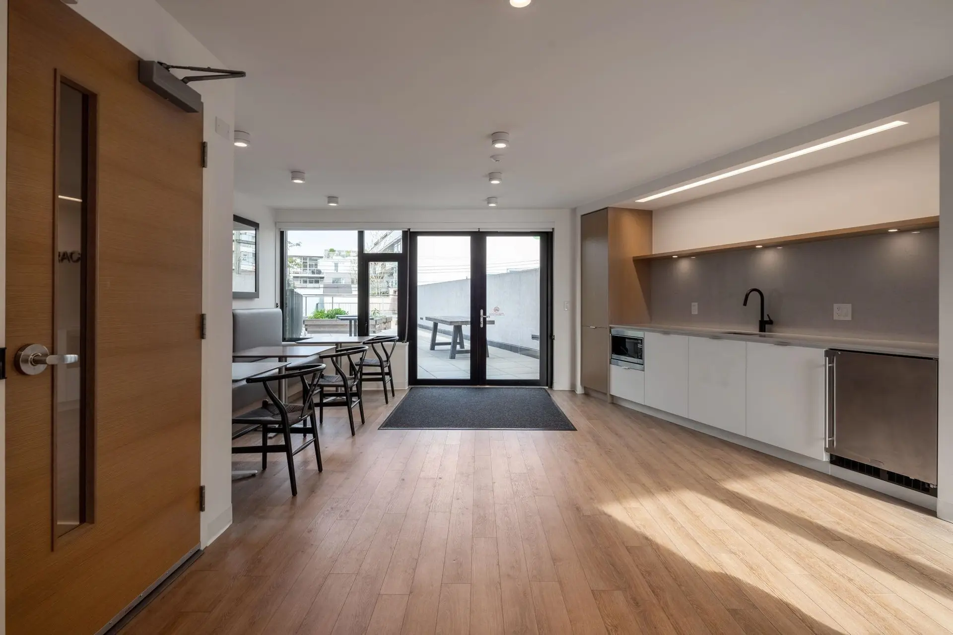 #512 210 E 5th Avenue - Image 15