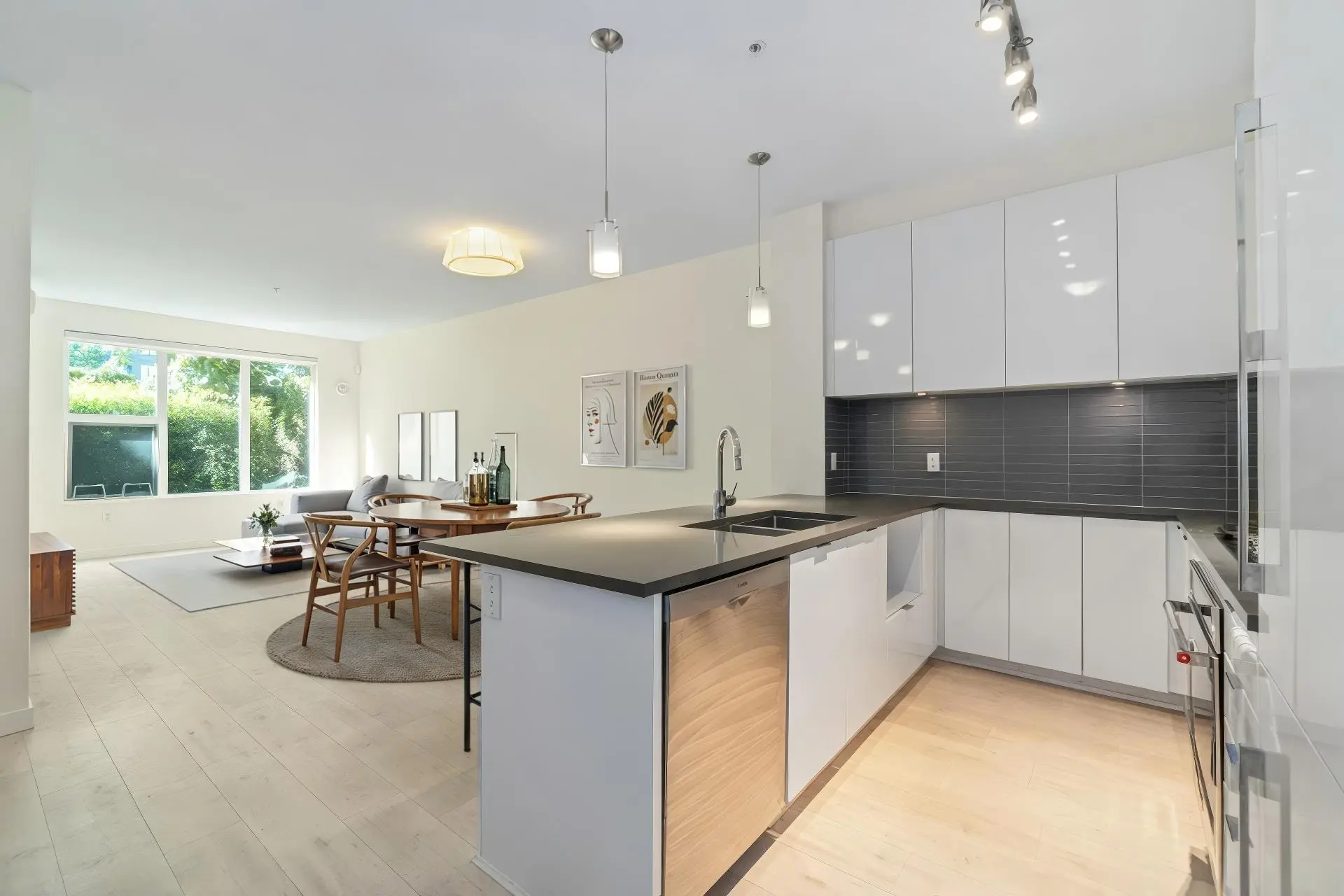 #106 9388 Tomicki Avenue - Image 1