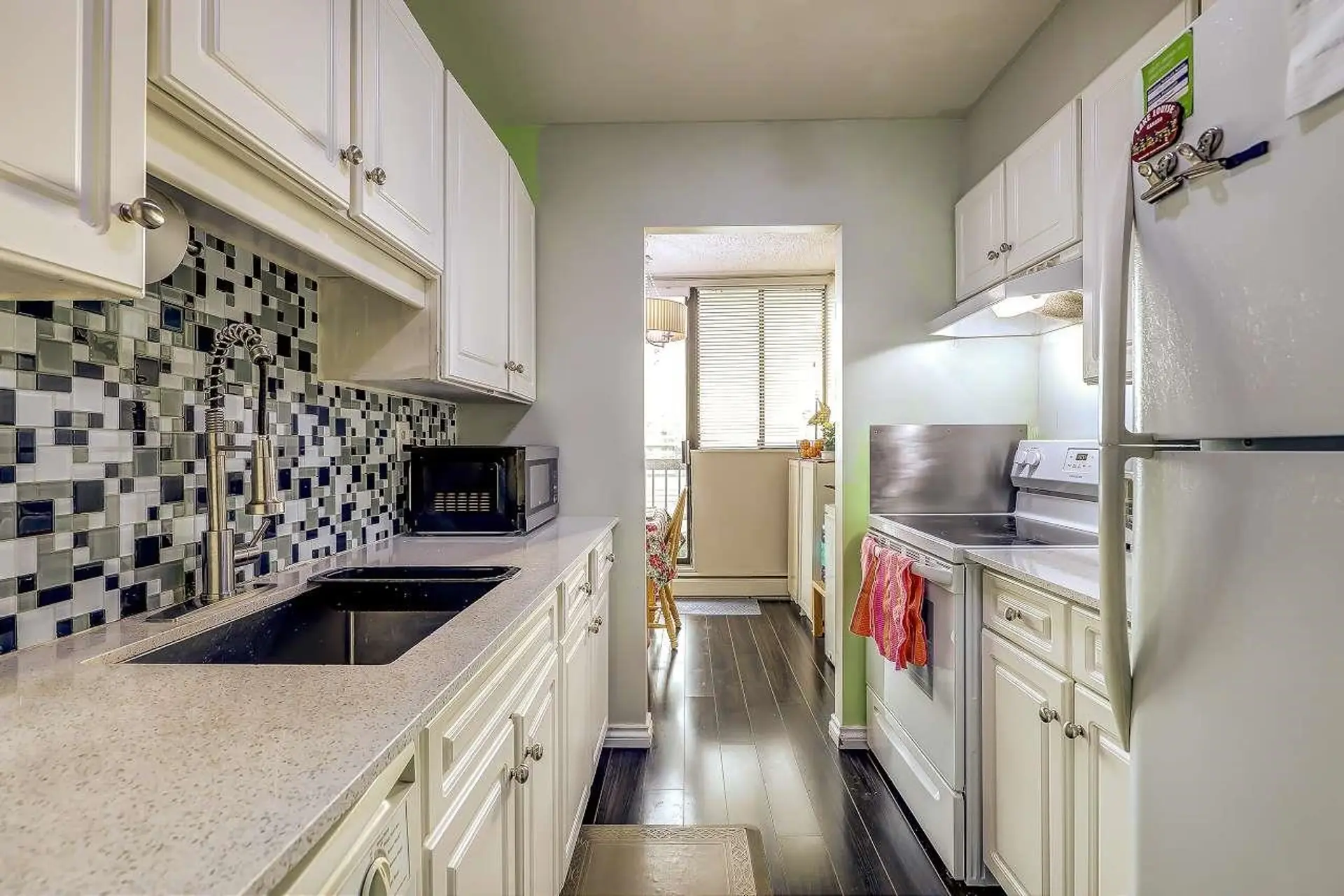 Property at #906 620 SEVENTH AVENUE, New Westminster, BC