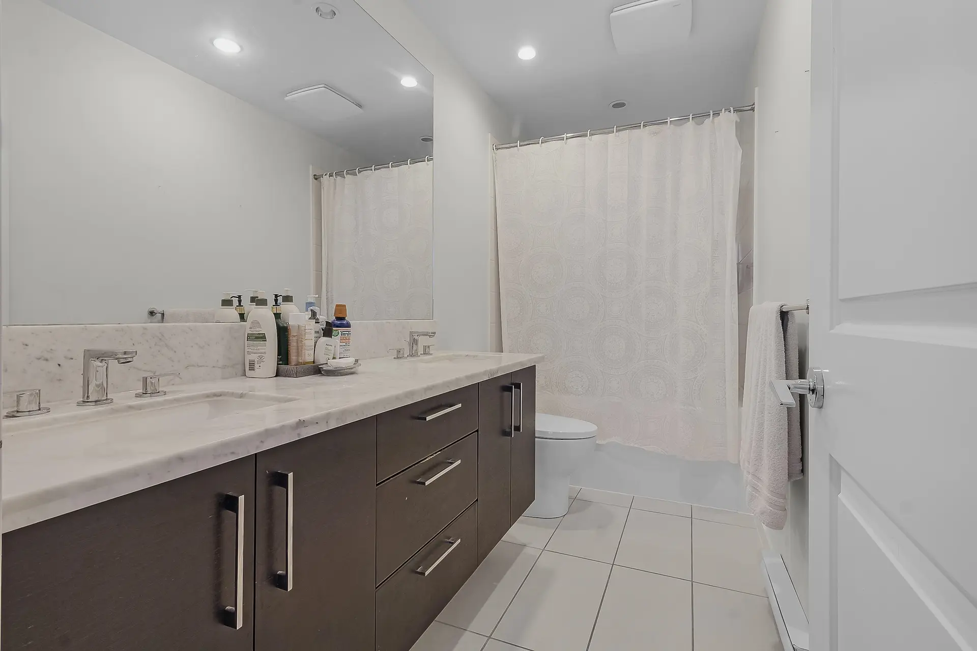 #3702 4880 Bennett Street - Image 19