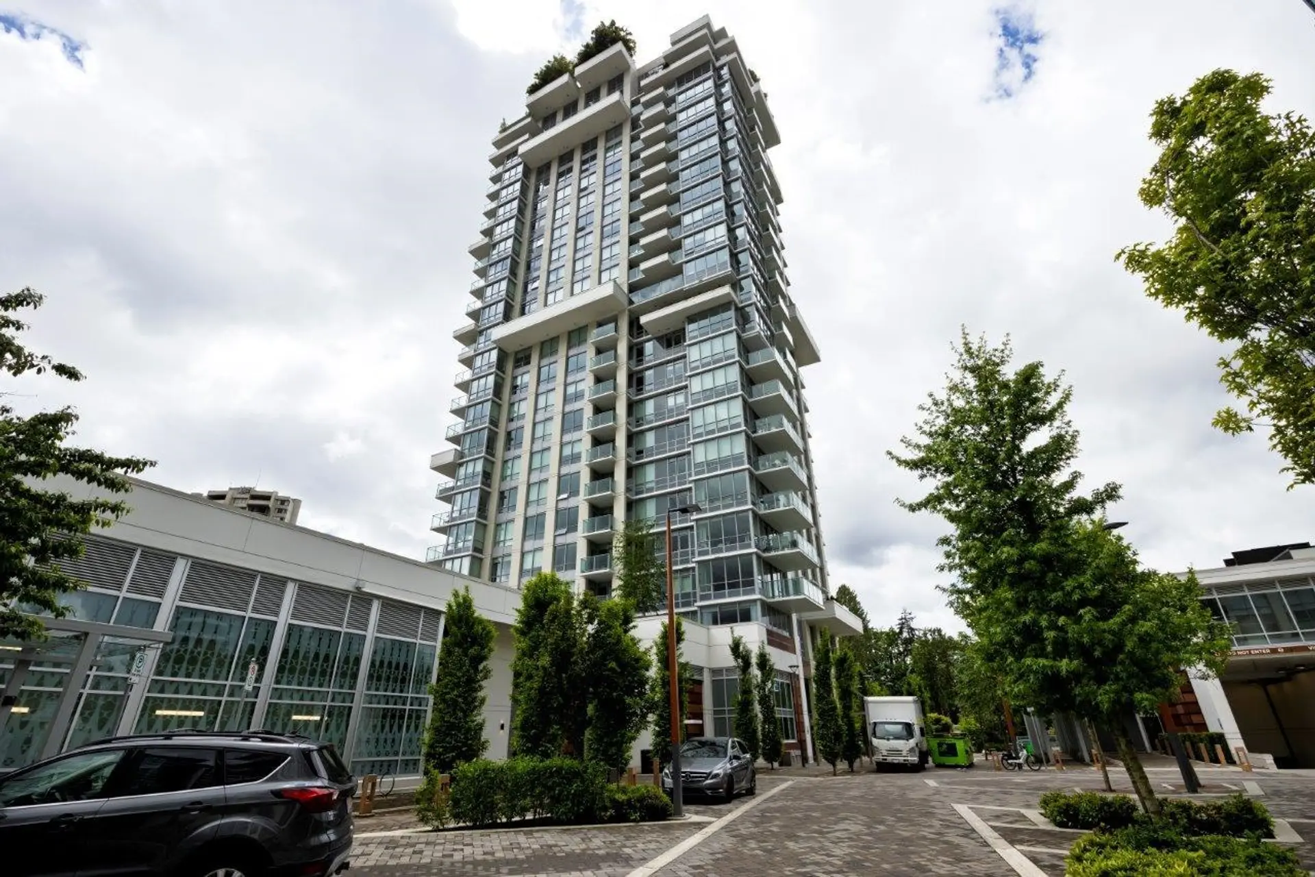 Property at #1008 1632 Lions Gate Lane, North Vancouver, BC