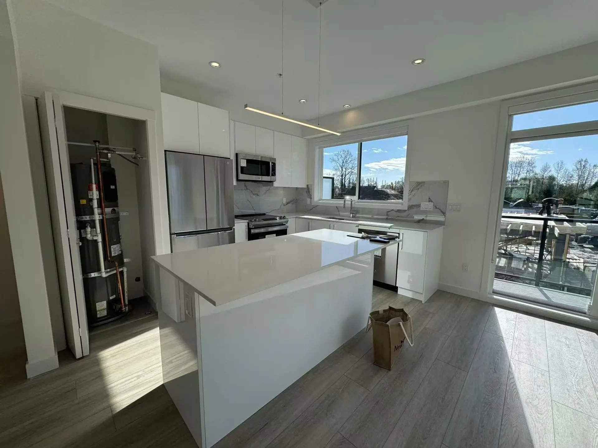 #56 4337 Boundary Road - Image 3