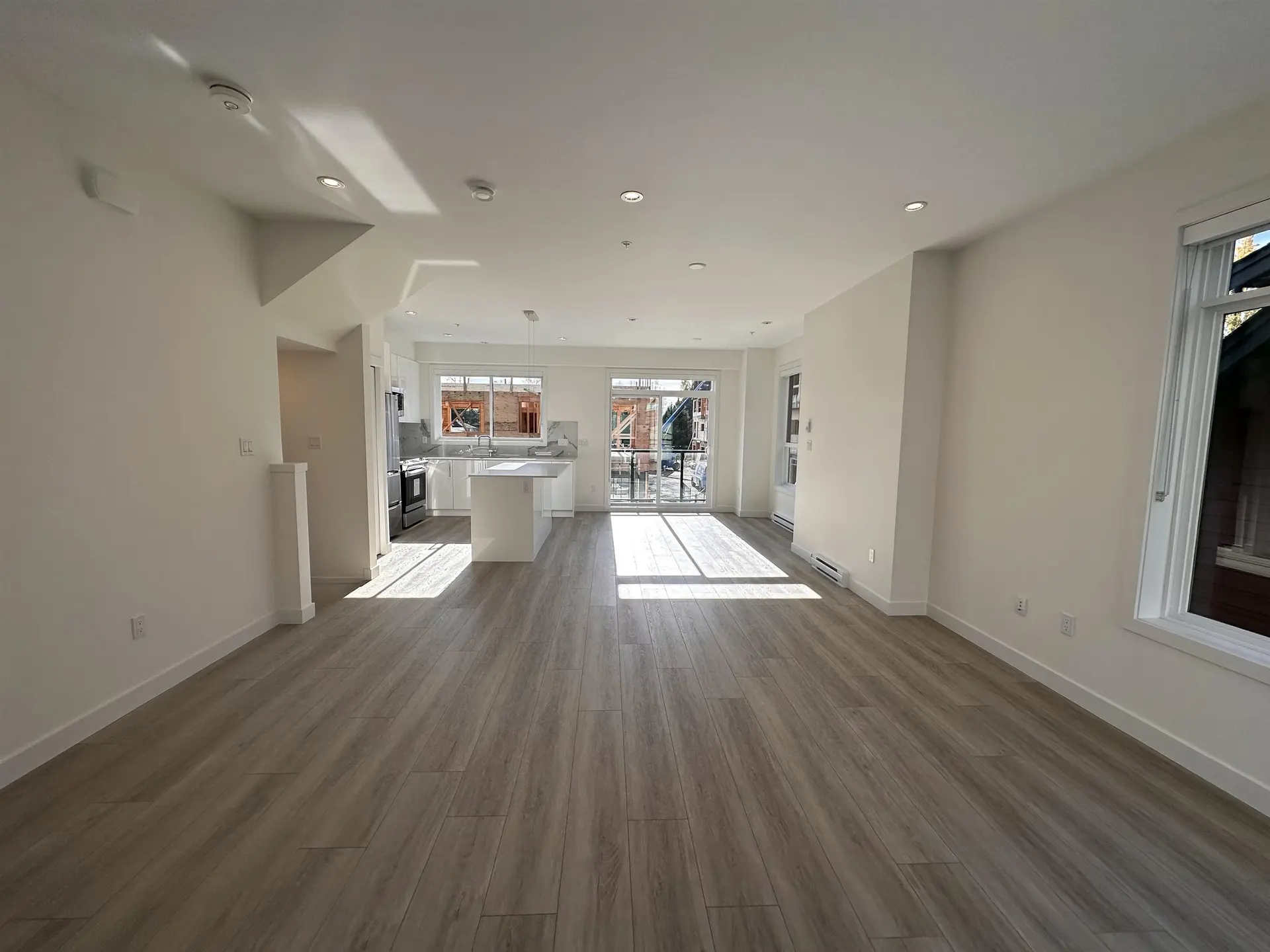 #56 4337 Boundary Road - Image 1