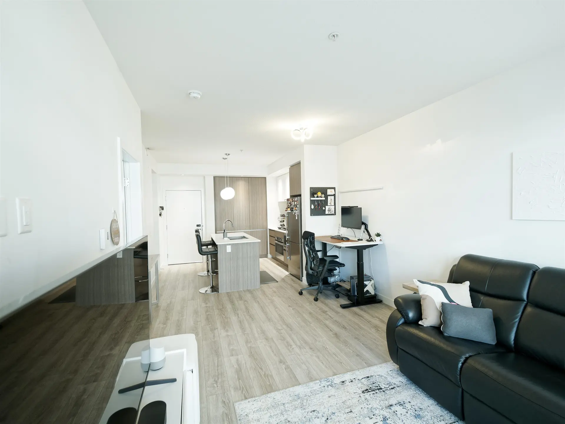 #213 516 Foster Avenue - Image 2