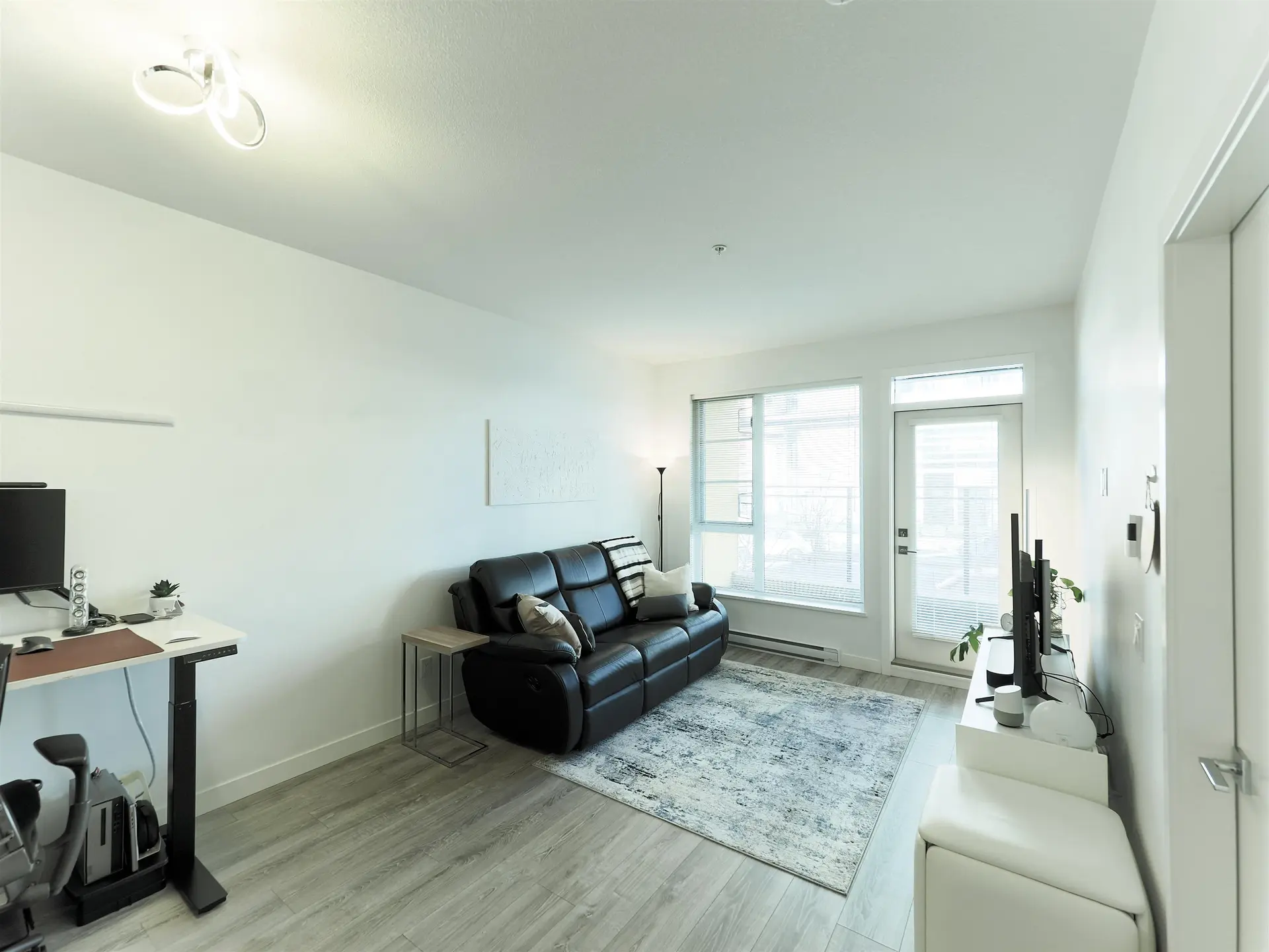 #213 516 Foster Avenue - Image 3