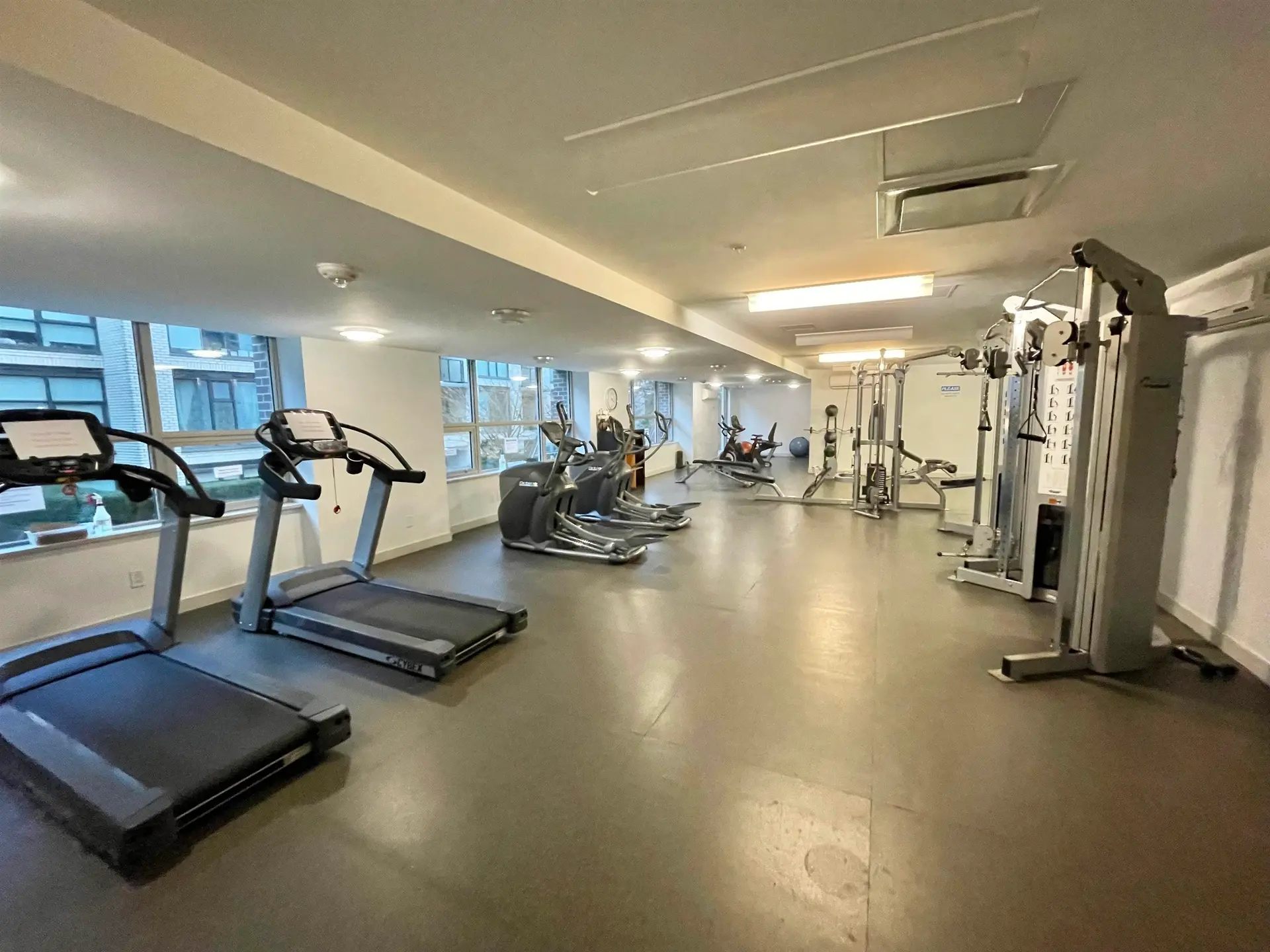 Property at #818 5665 BOUNDARY ROAD, Vancouver, BC