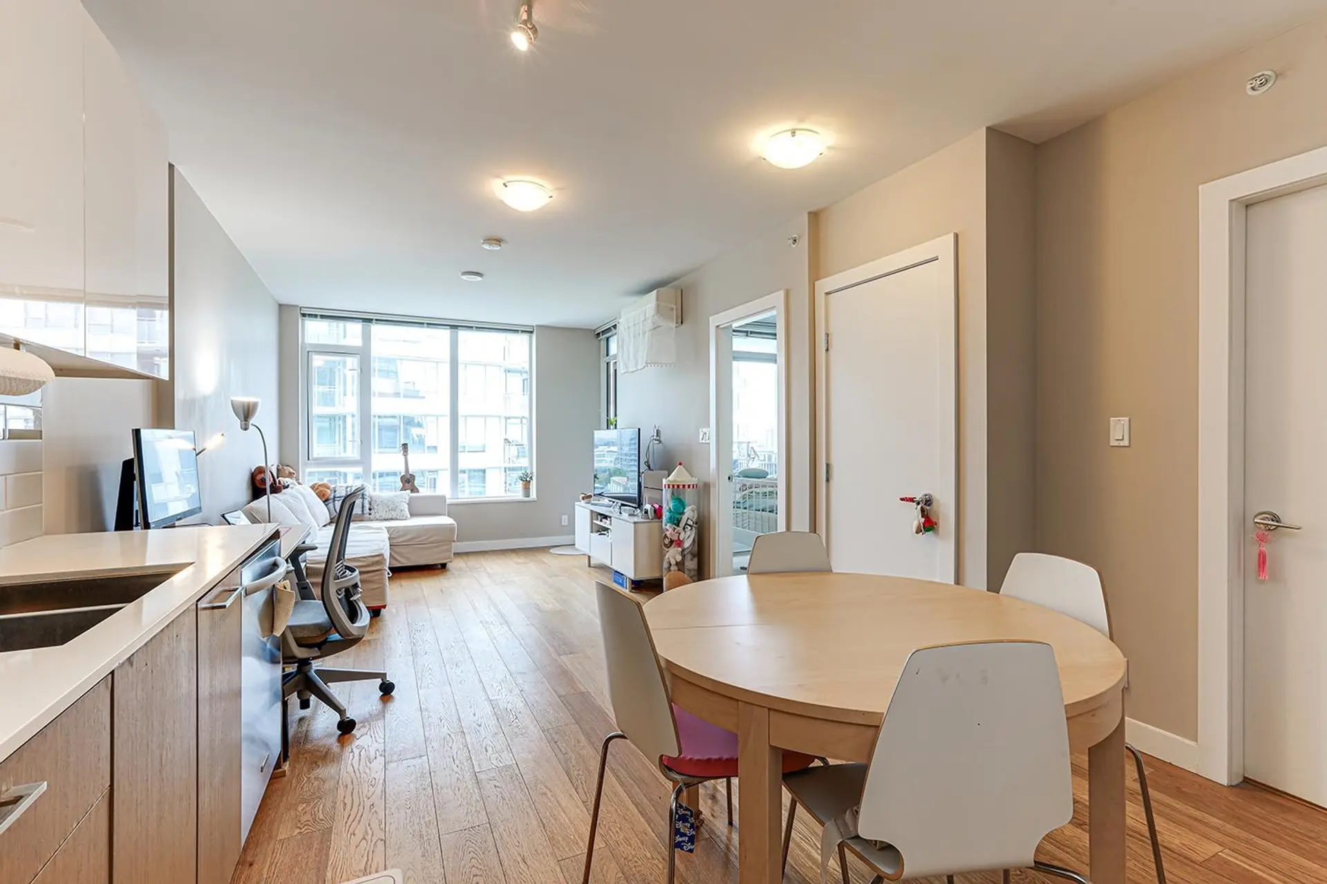 Property at #1001 6951 ELMBRIDGE WAY, Richmond, BC