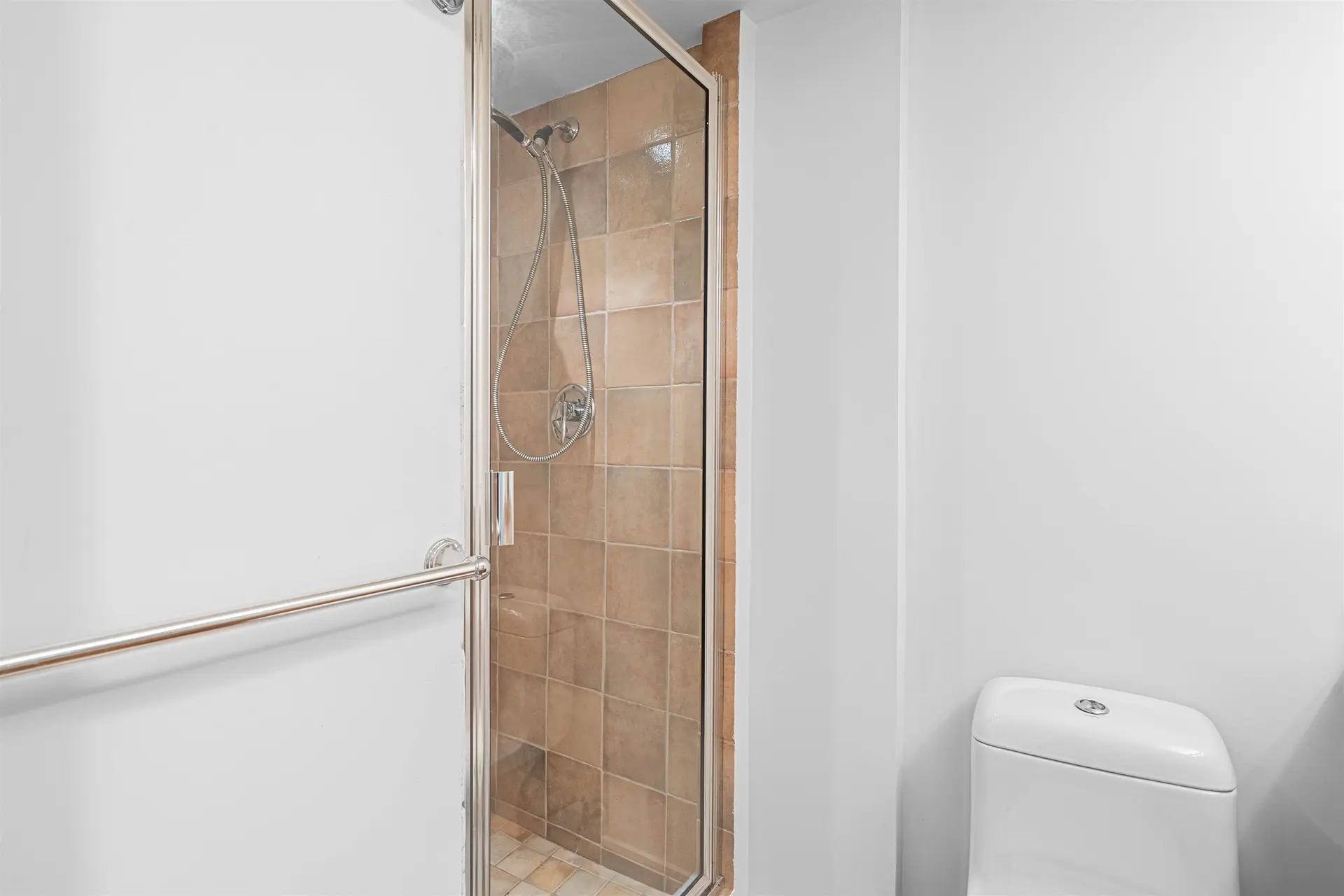 Property at #102 747 17TH STREET, West Vancouver, BC