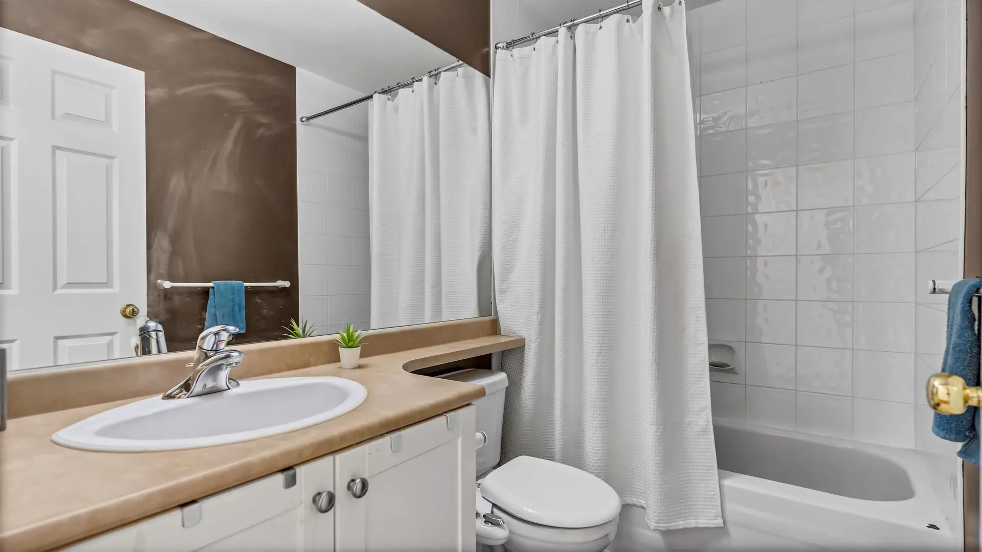 #105 9580 Prince Charles Boulevard - Image 8