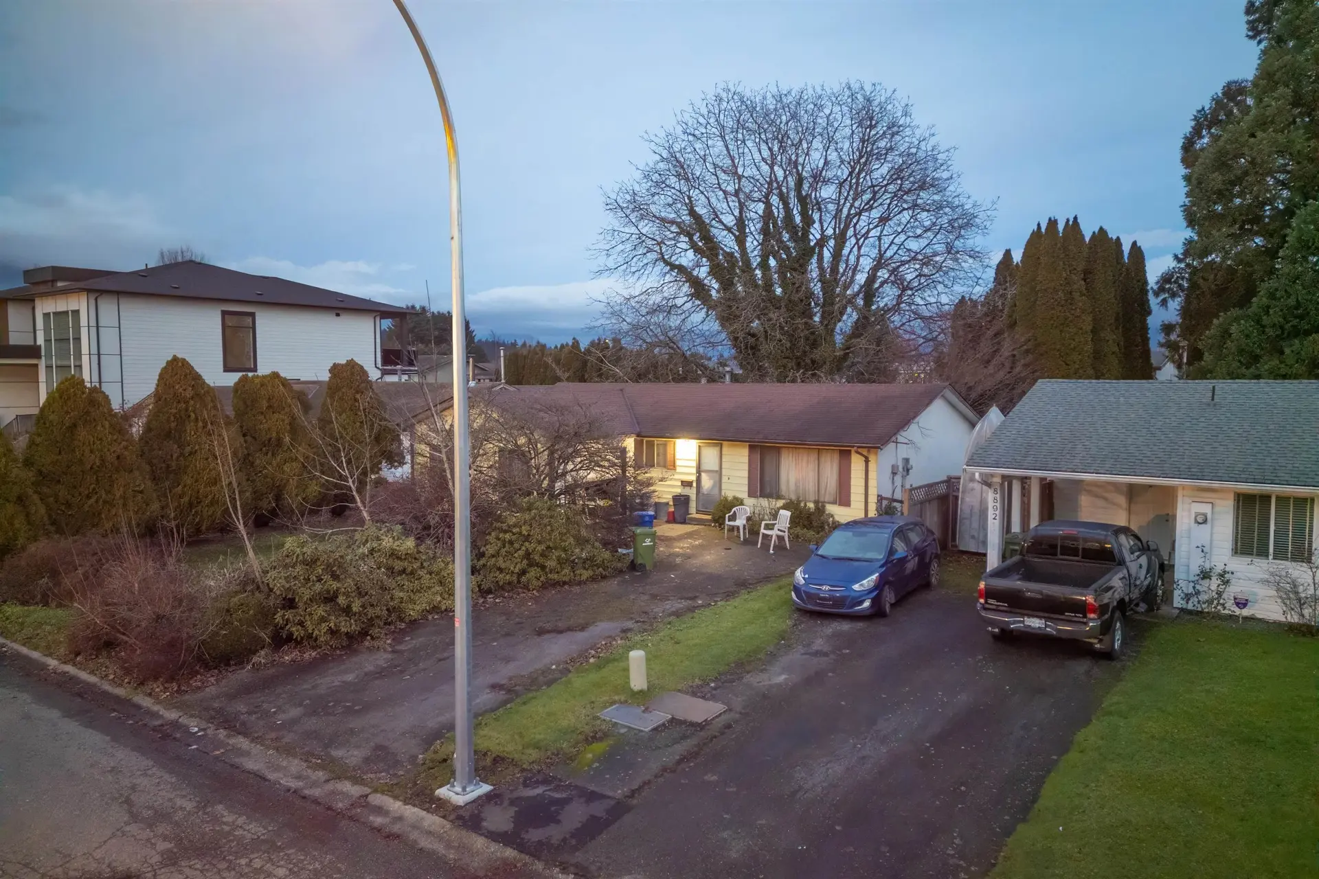 8900 Charles Street - Image 6