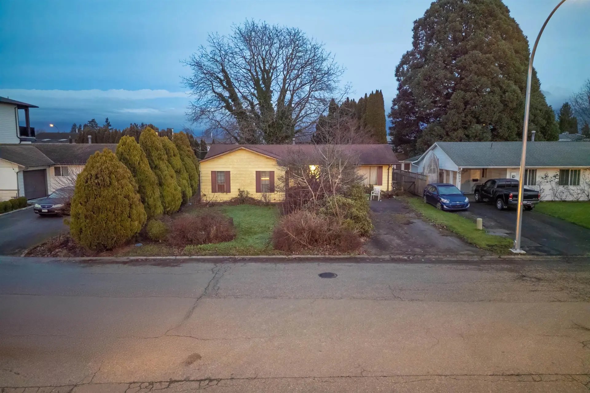8900 Charles Street - Image 1