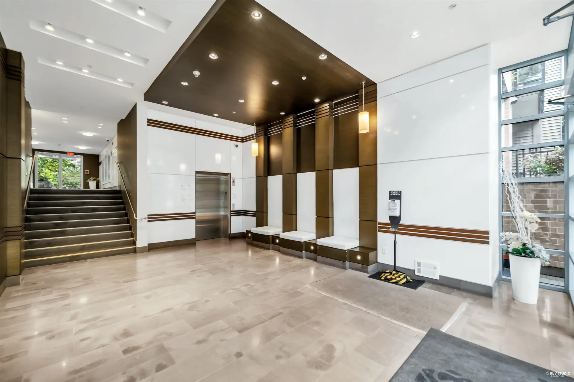 #103 9399 Tomicki Avenue - Image 3
