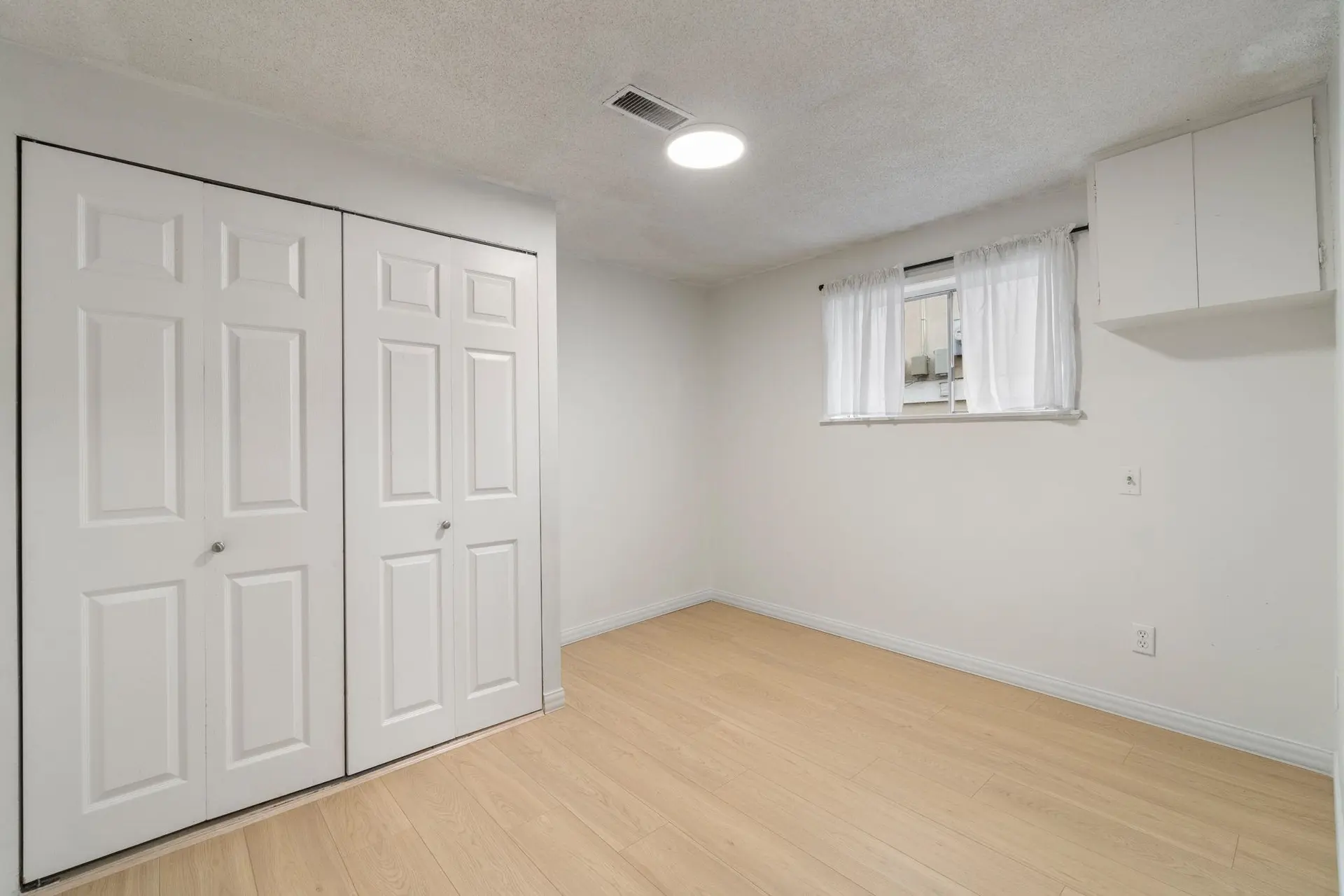 2611 Parker Street - Image 12