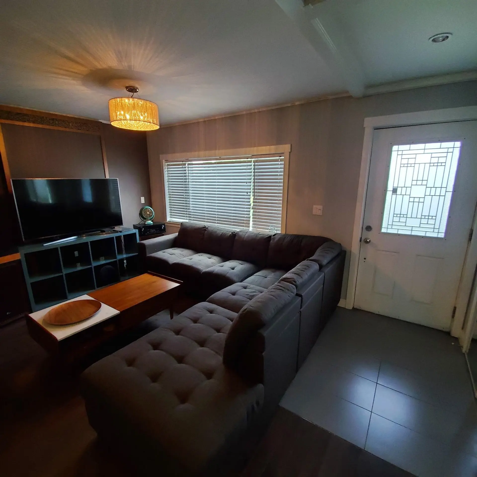 532 E 5th Street - Image 5