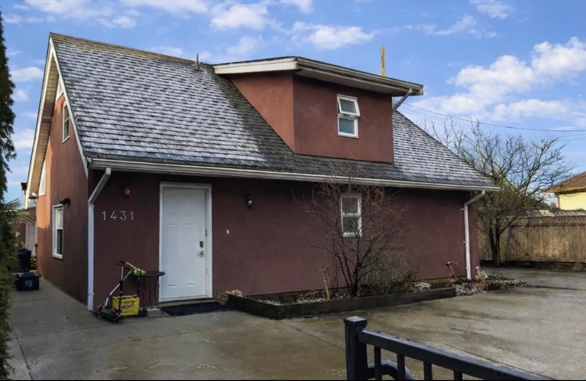 1435 E 30th Avenue - Image 4