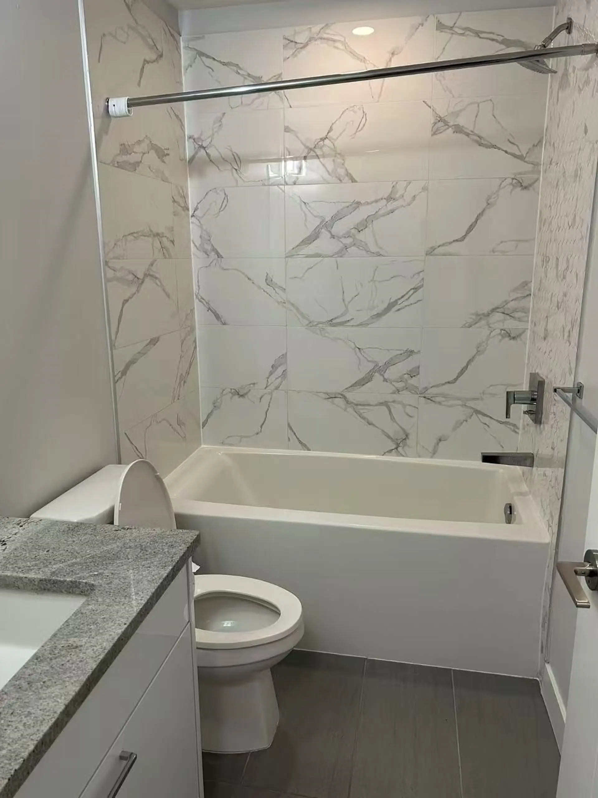 Property at #305 20686 EASTLEIGH CRESCENT, Langley, BC