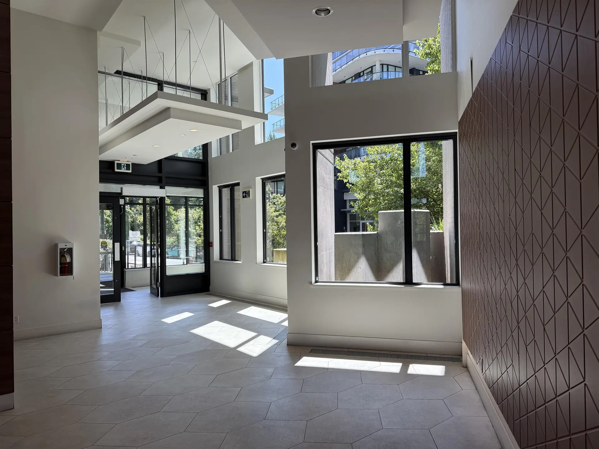 #609 8850 University Crescent - Image 5