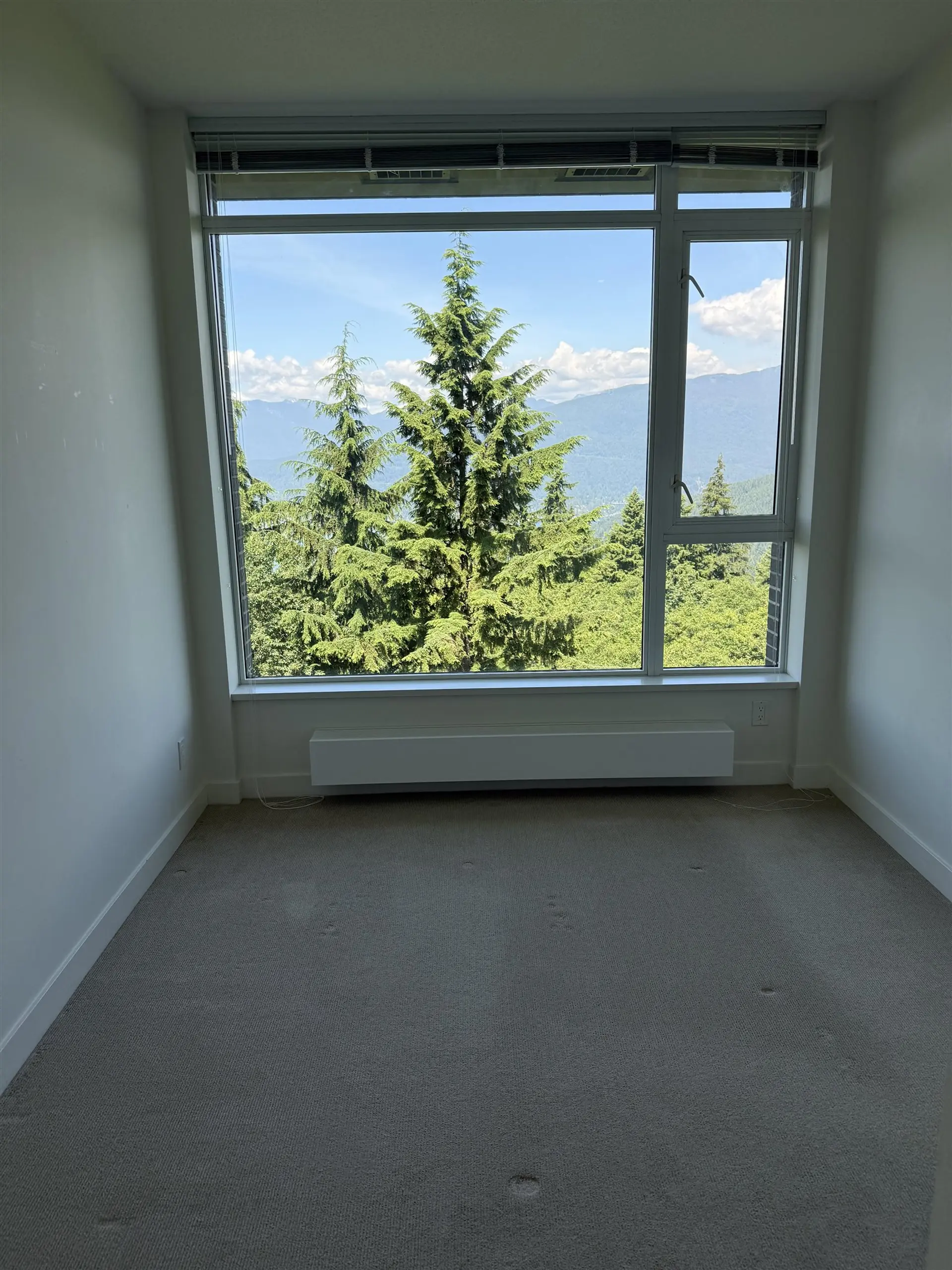 #609 8850 University Crescent - Image 14