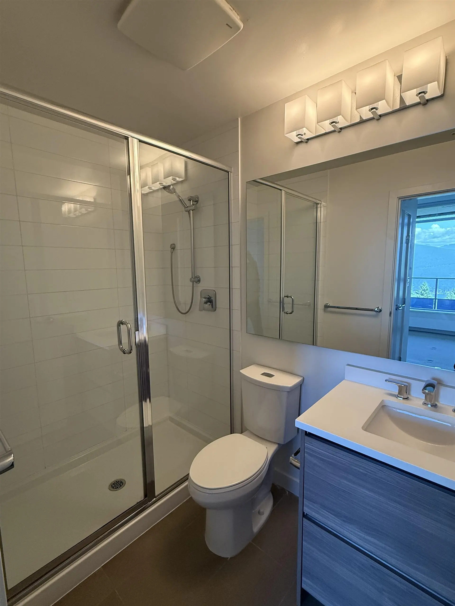 #609 8850 University Crescent - Image 11