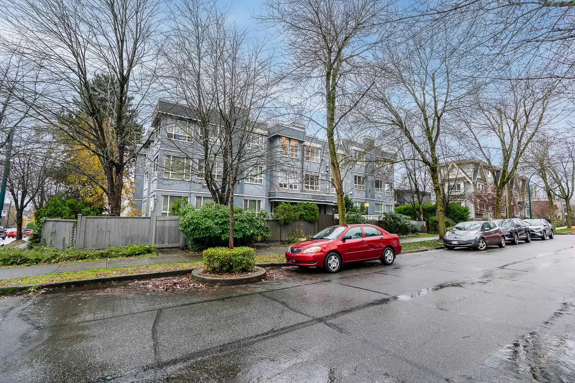 #407 3 N Garden Drive - Image 17