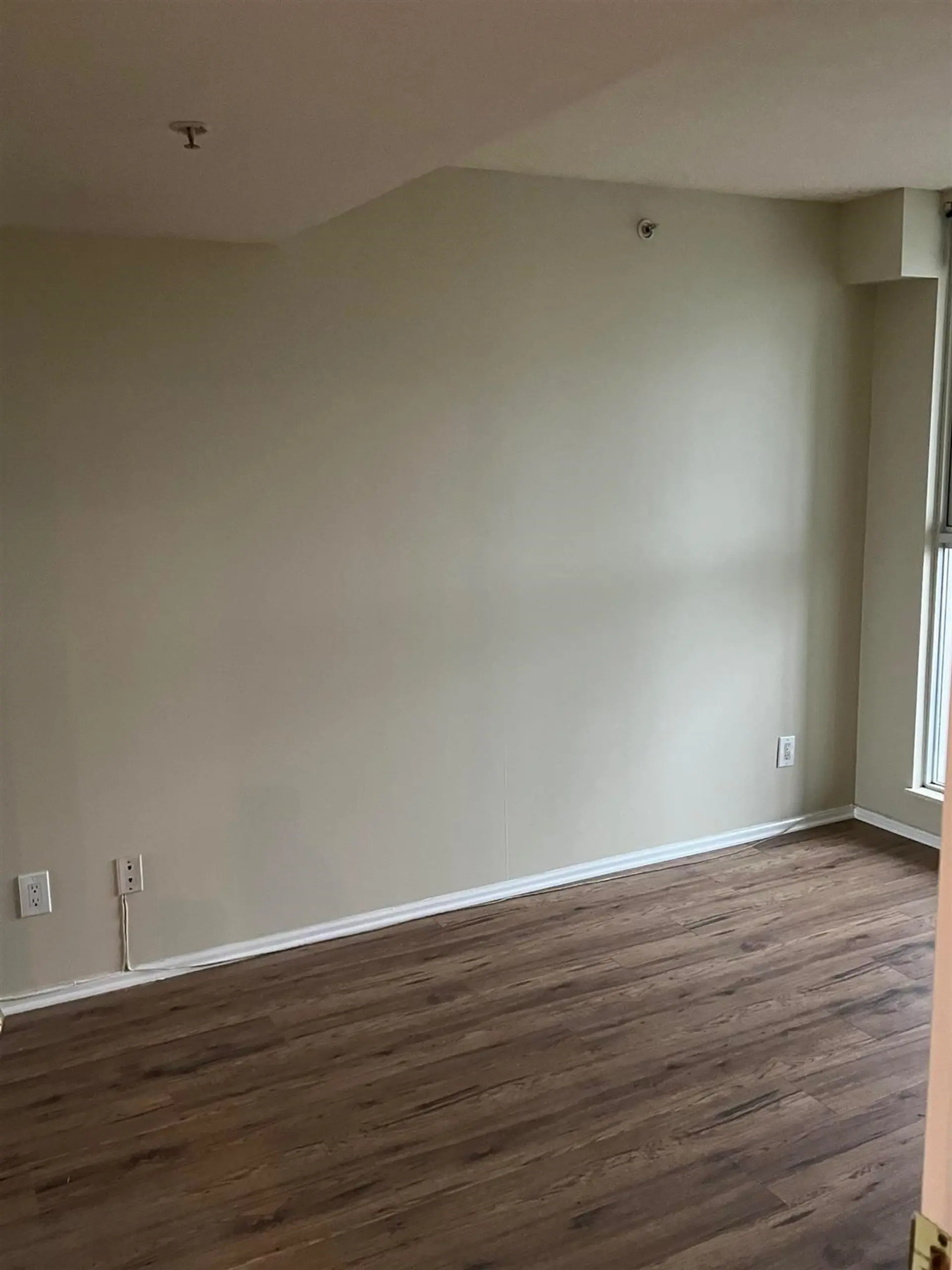 #412 288 E 8th Avenue - Image 7