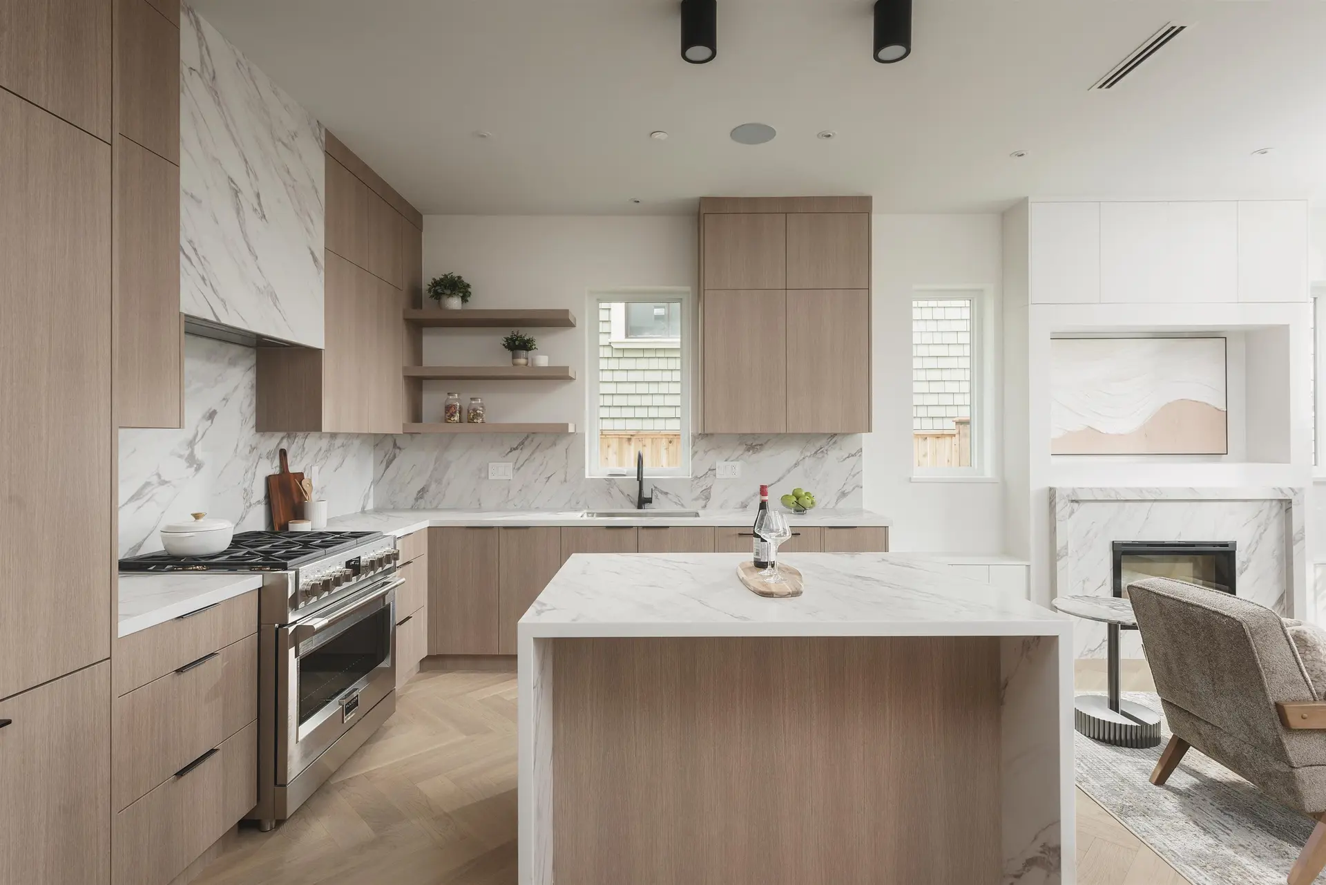 #1 2130 E 2nd Avenue - Image 3