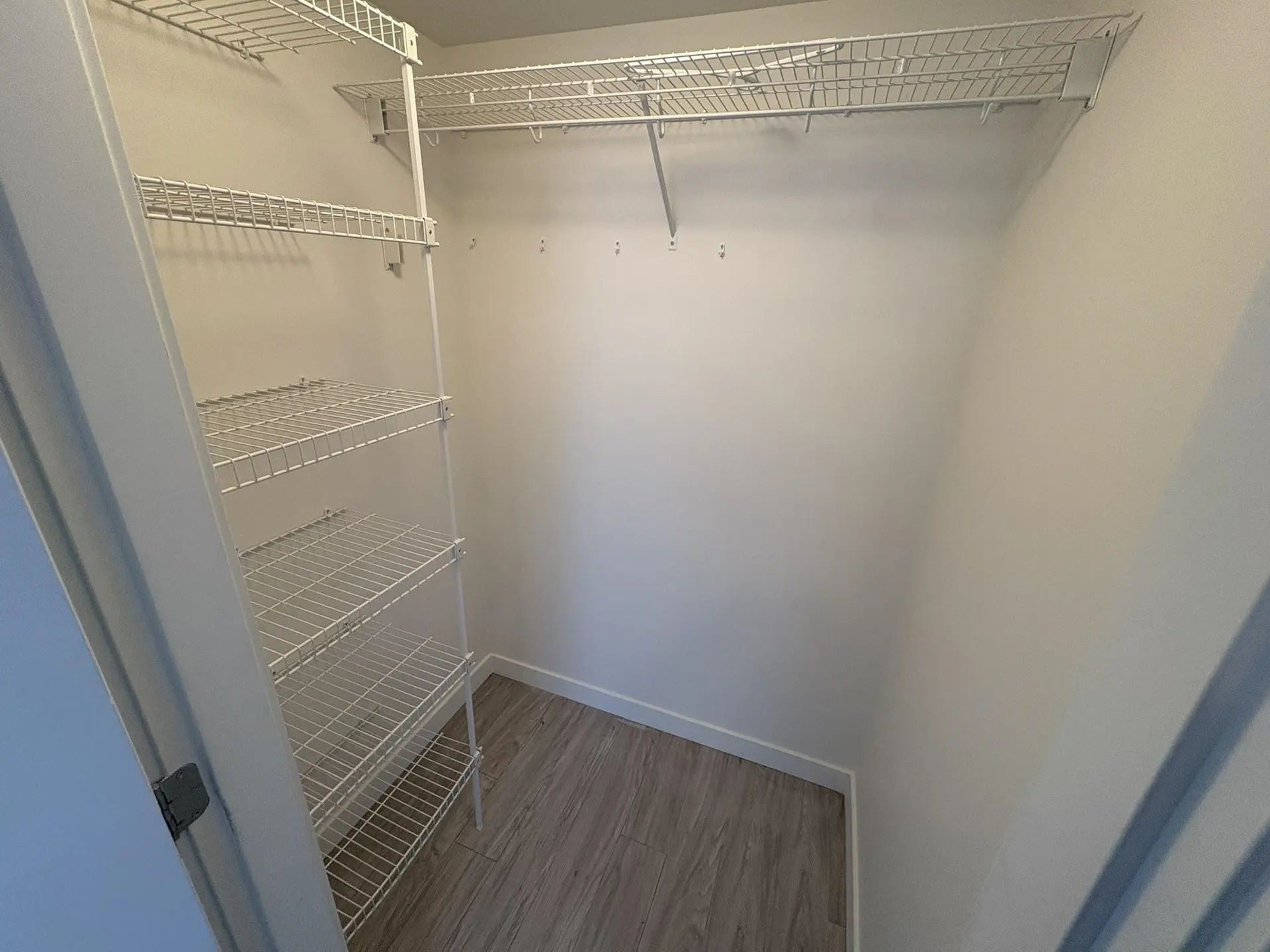 #A401 20834 80 Avenue - Image 9