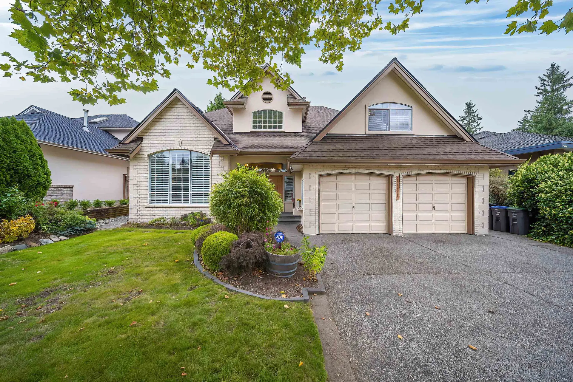 Property at 14872 25a Avenue, Surrey, BC