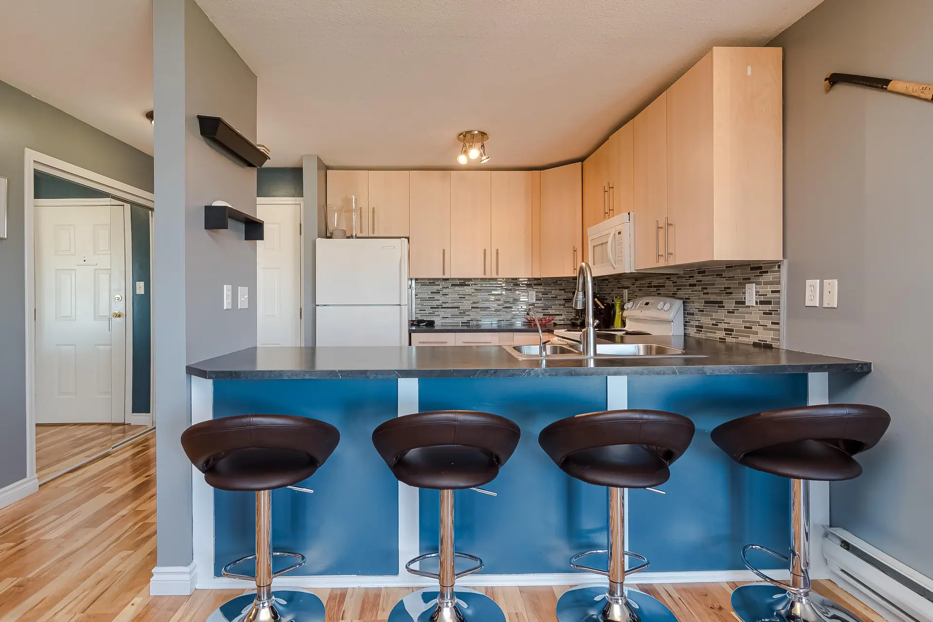 Property at #204 1369 GEORGE STREET, White Rock, BC