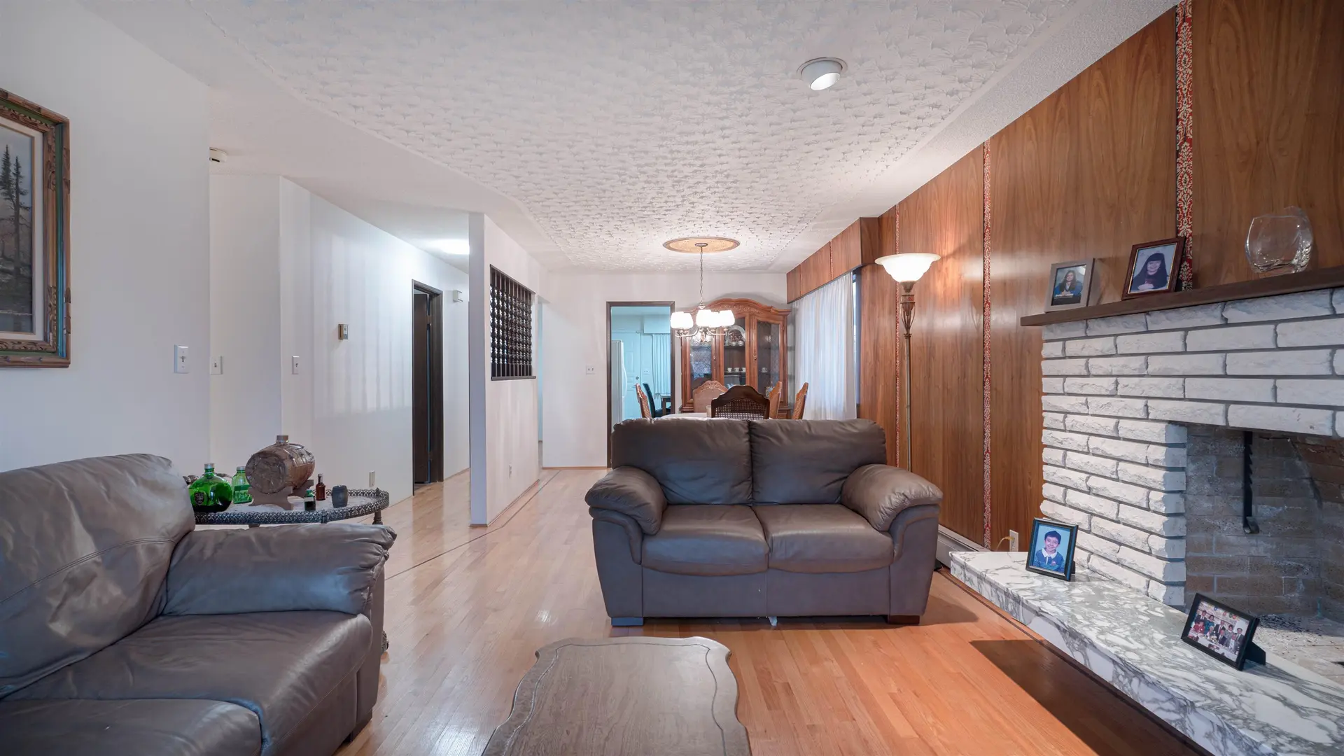 2628 E 8th Avenue - Image 12