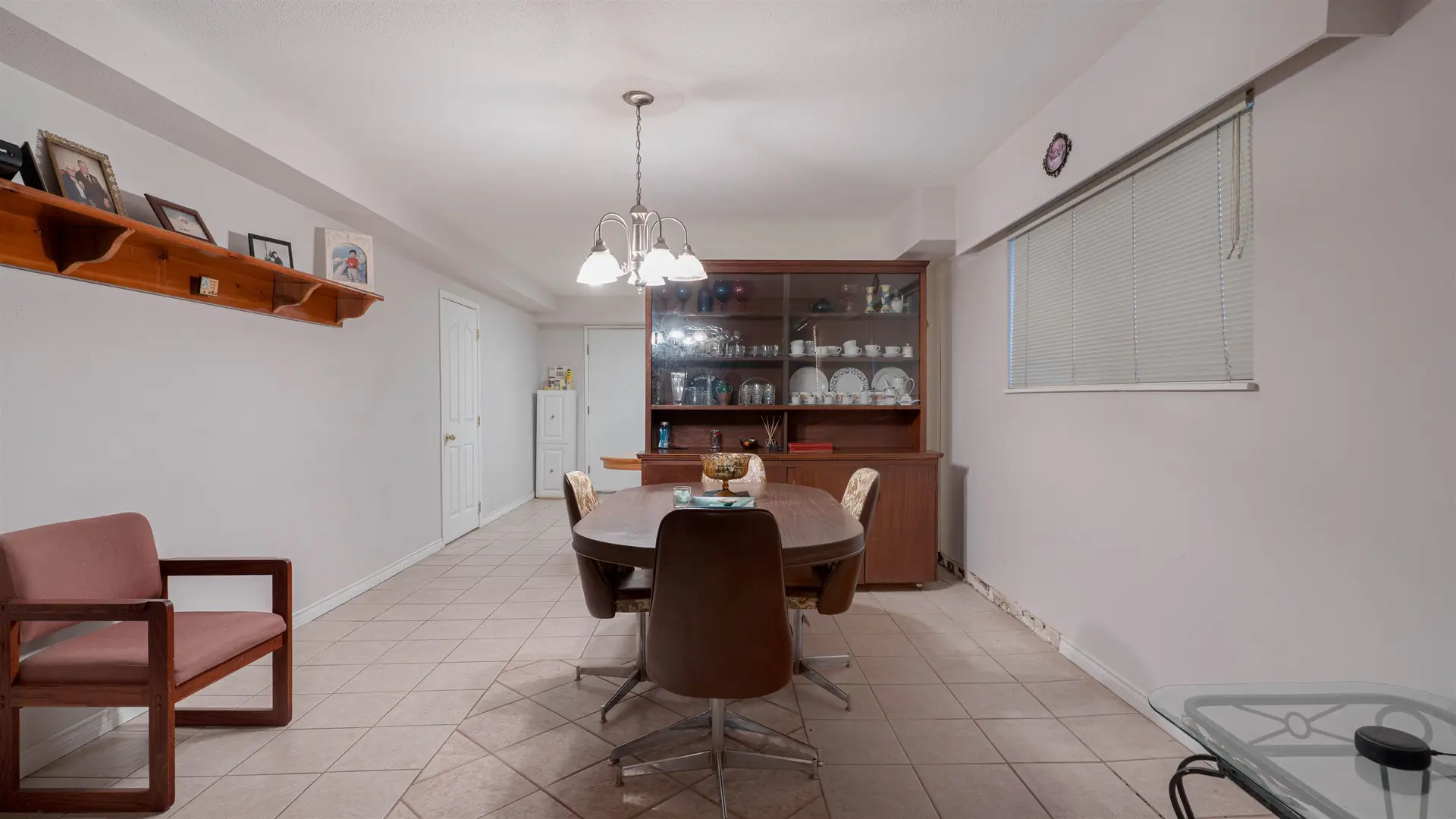 2628 E 8th Avenue - Image 5