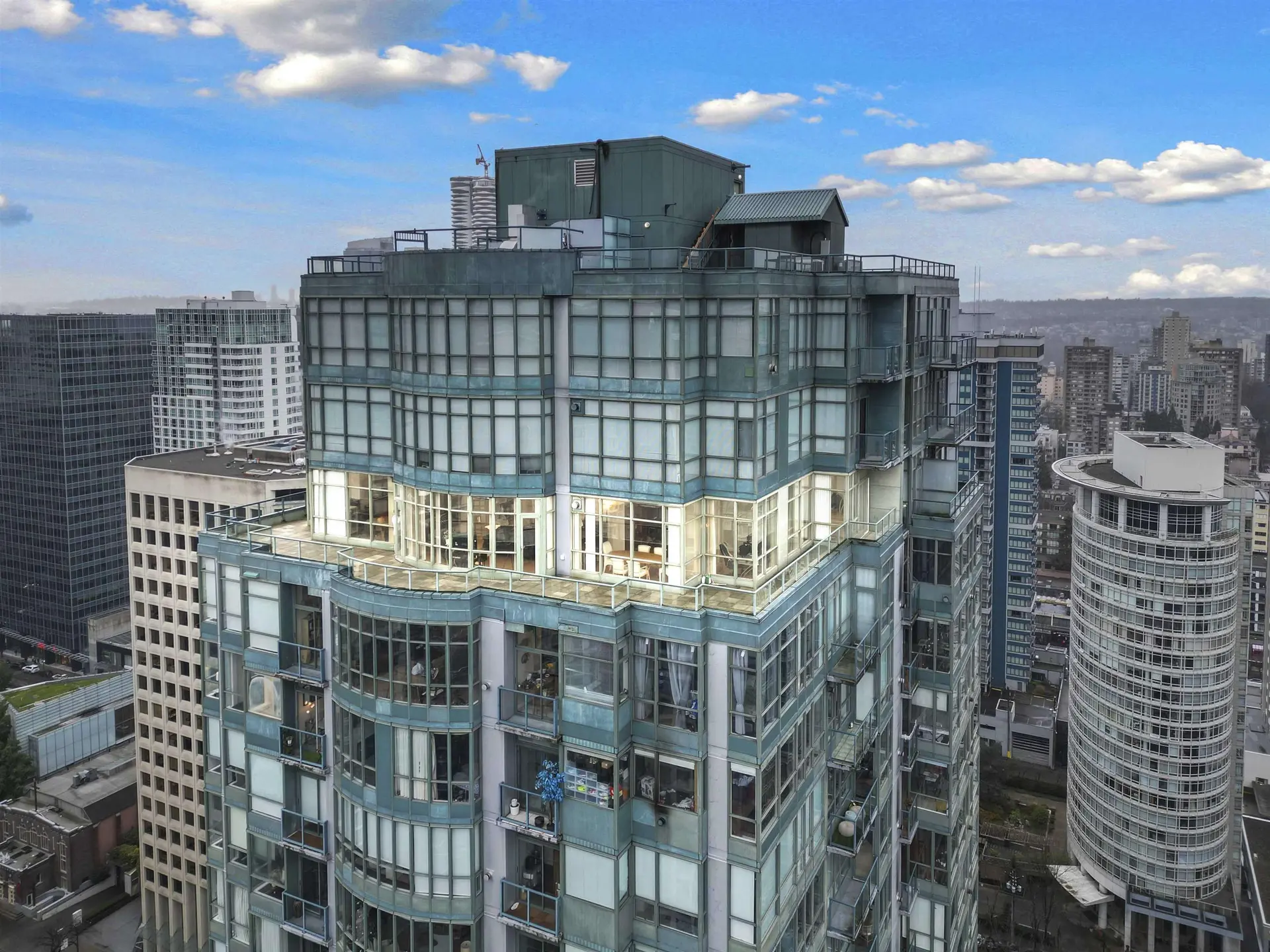 #3402 1239 W Georgia Street - Image 2