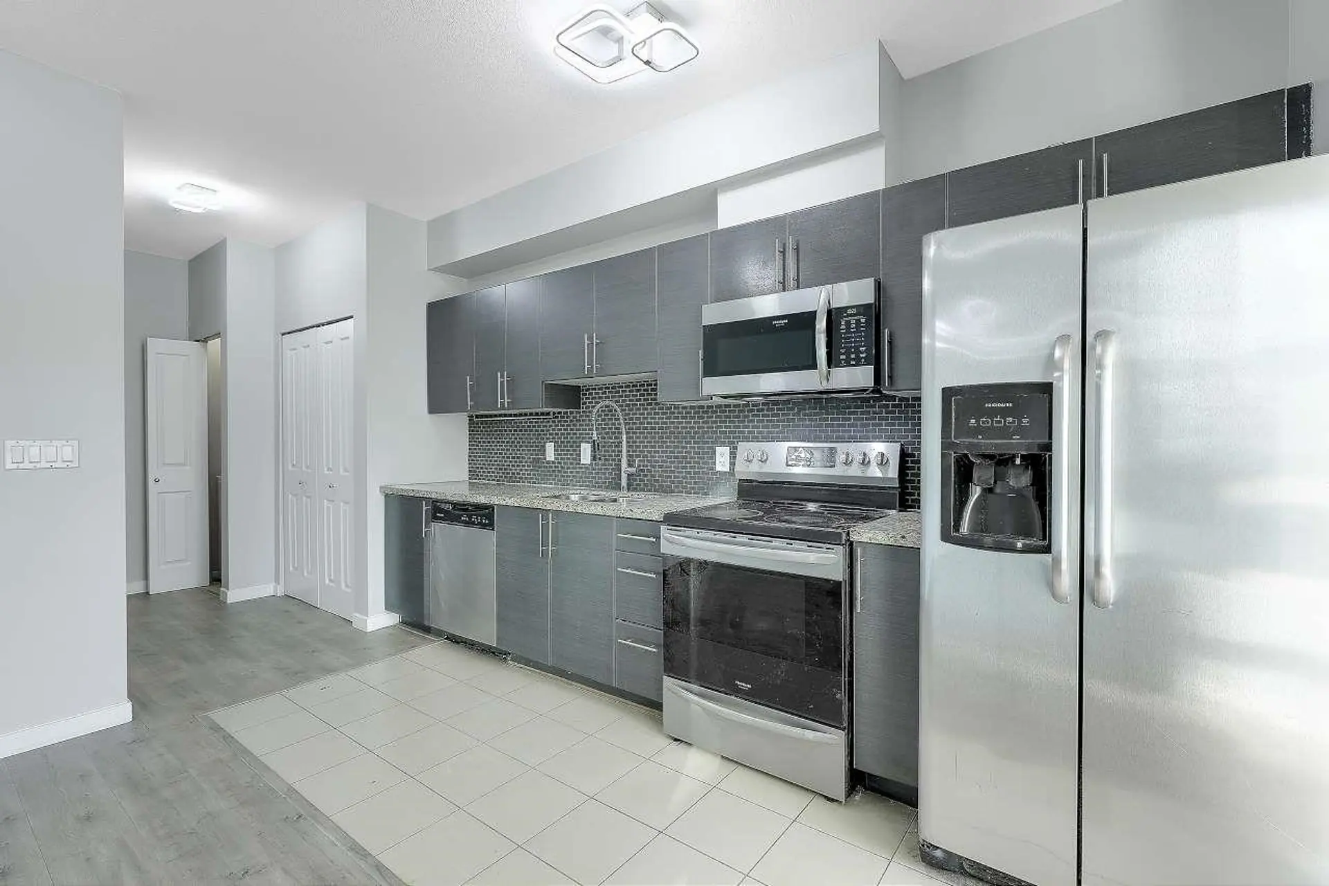#212 2239 Kingsway Way - Image 3