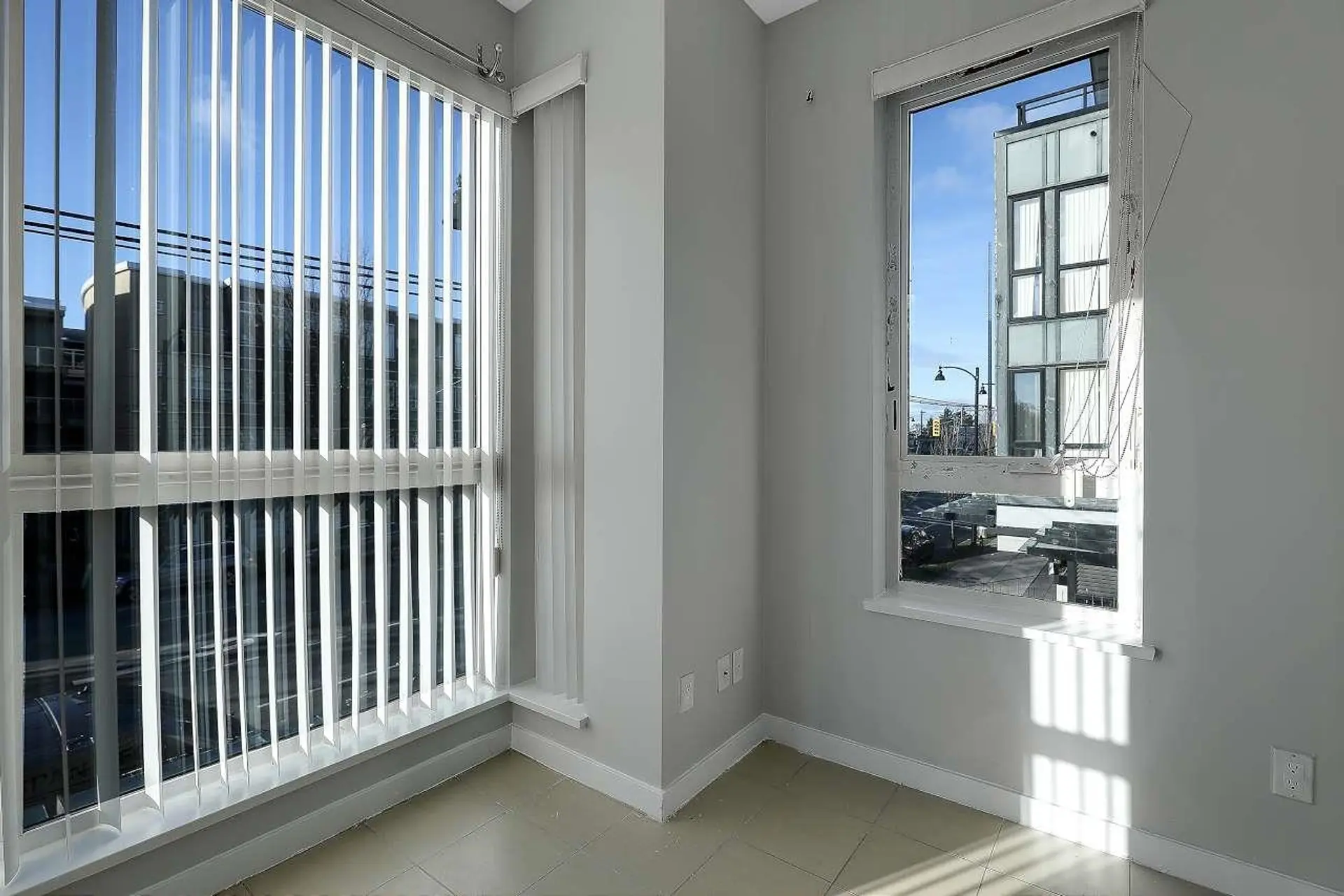 #212 2239 Kingsway Way - Image 11