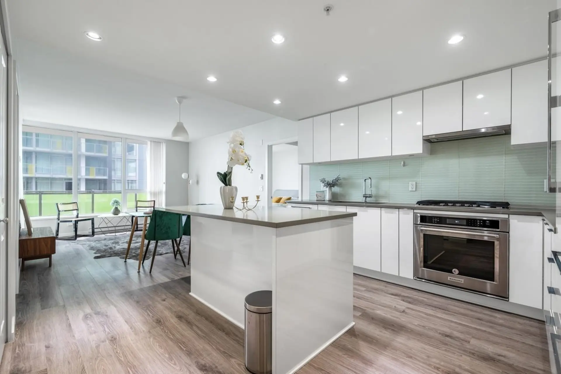 Property at #1608 6638 DUNBLANE AVENUE, Burnaby, BC