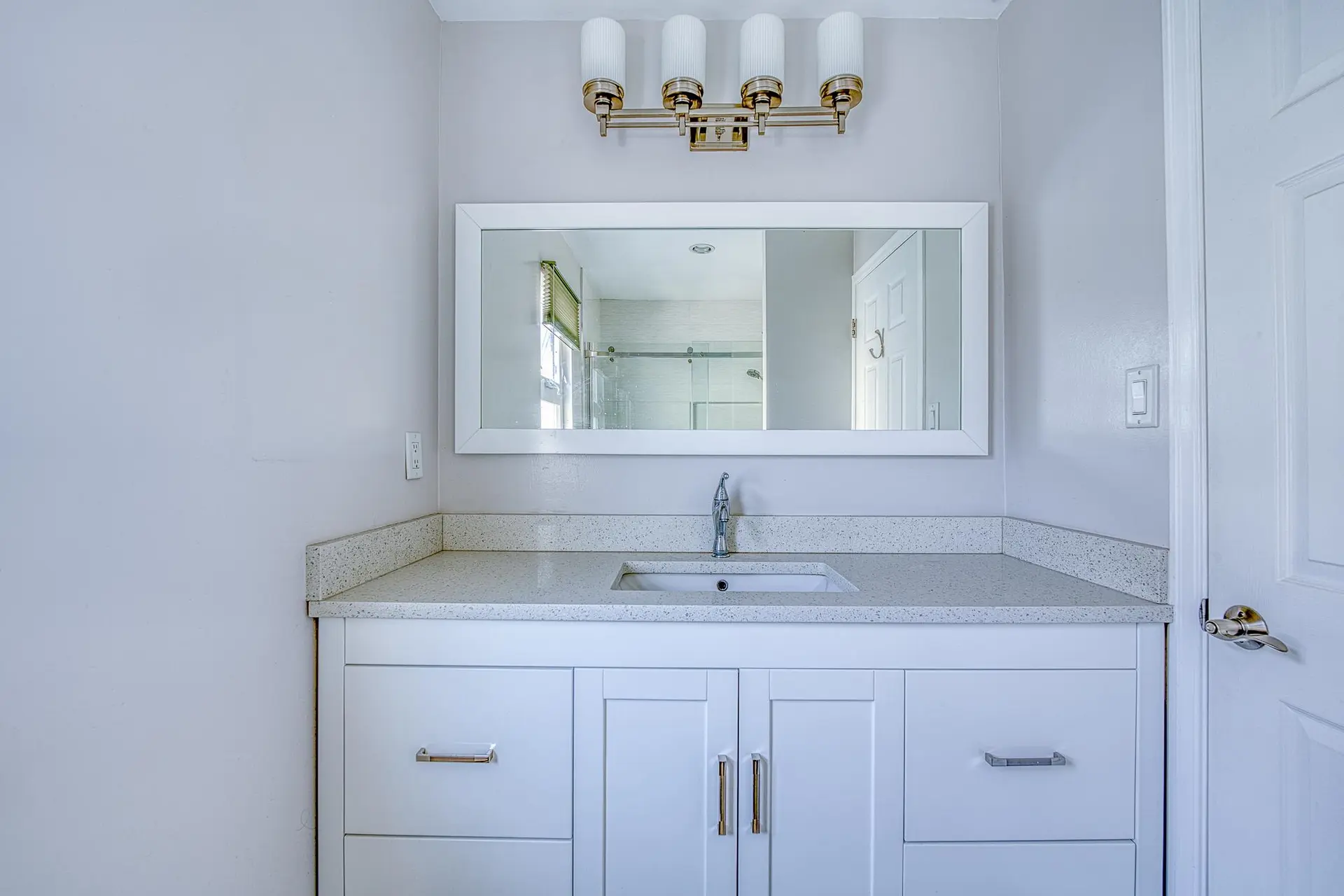 10680 Bissett Drive - Image 7