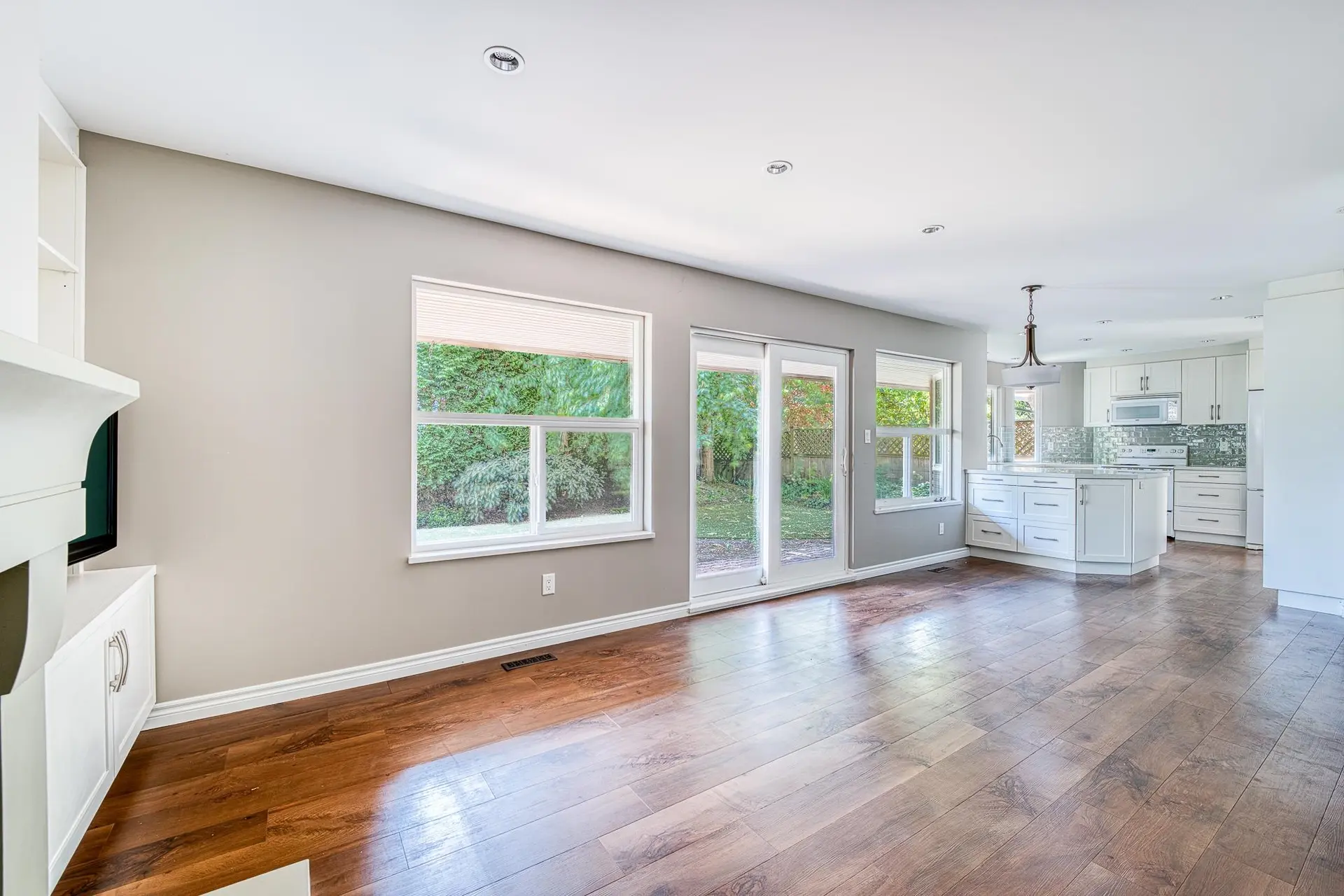 10680 Bissett Drive - Image 3