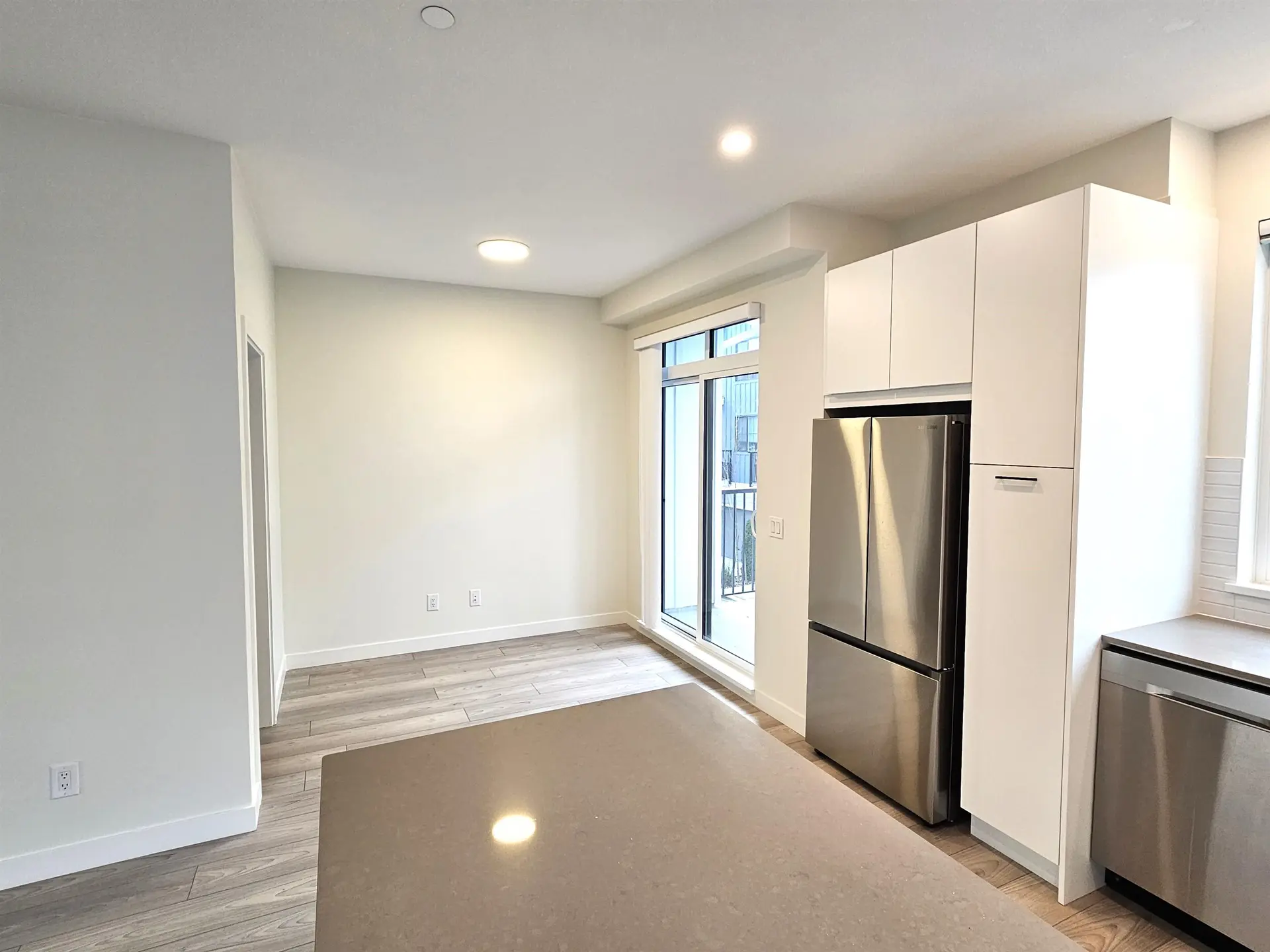 Property at #139 488 FURNESS STREET, New Westminster, BC