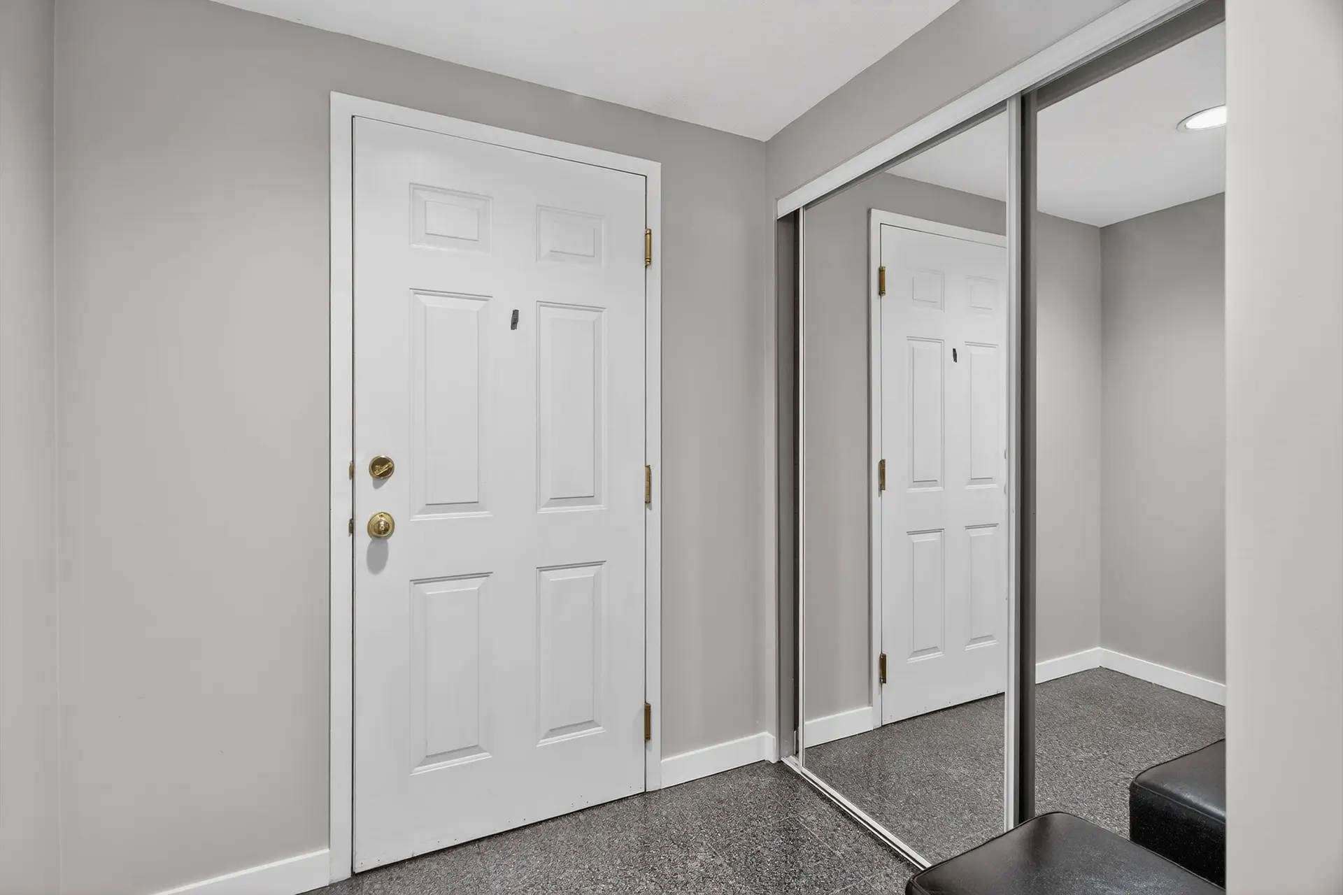 #1602 3071 Glen Drive - Image 9
