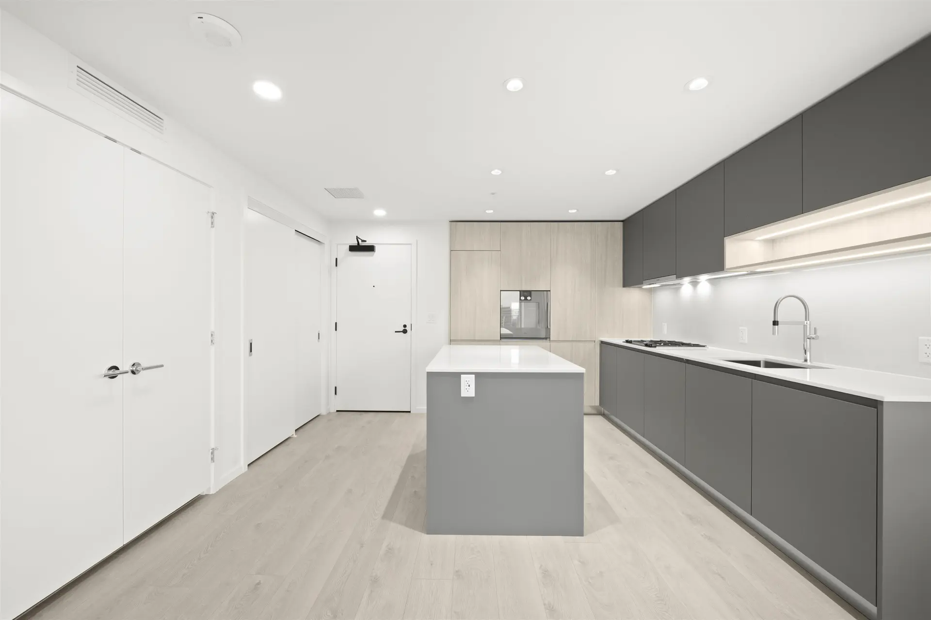 #1201 6500 Minoru Boulevard - Image 3