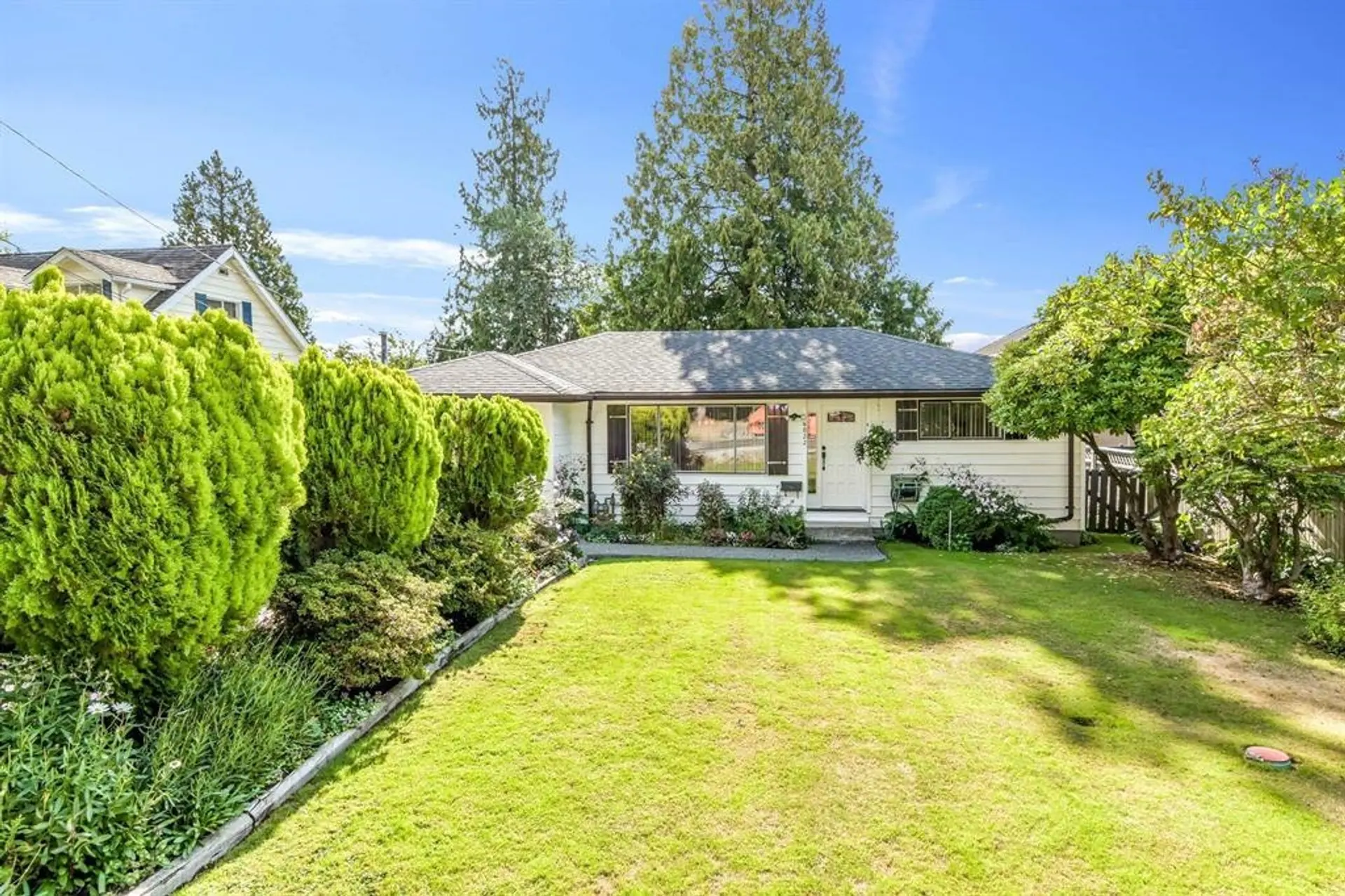 14022 92 Avenue - Image 1