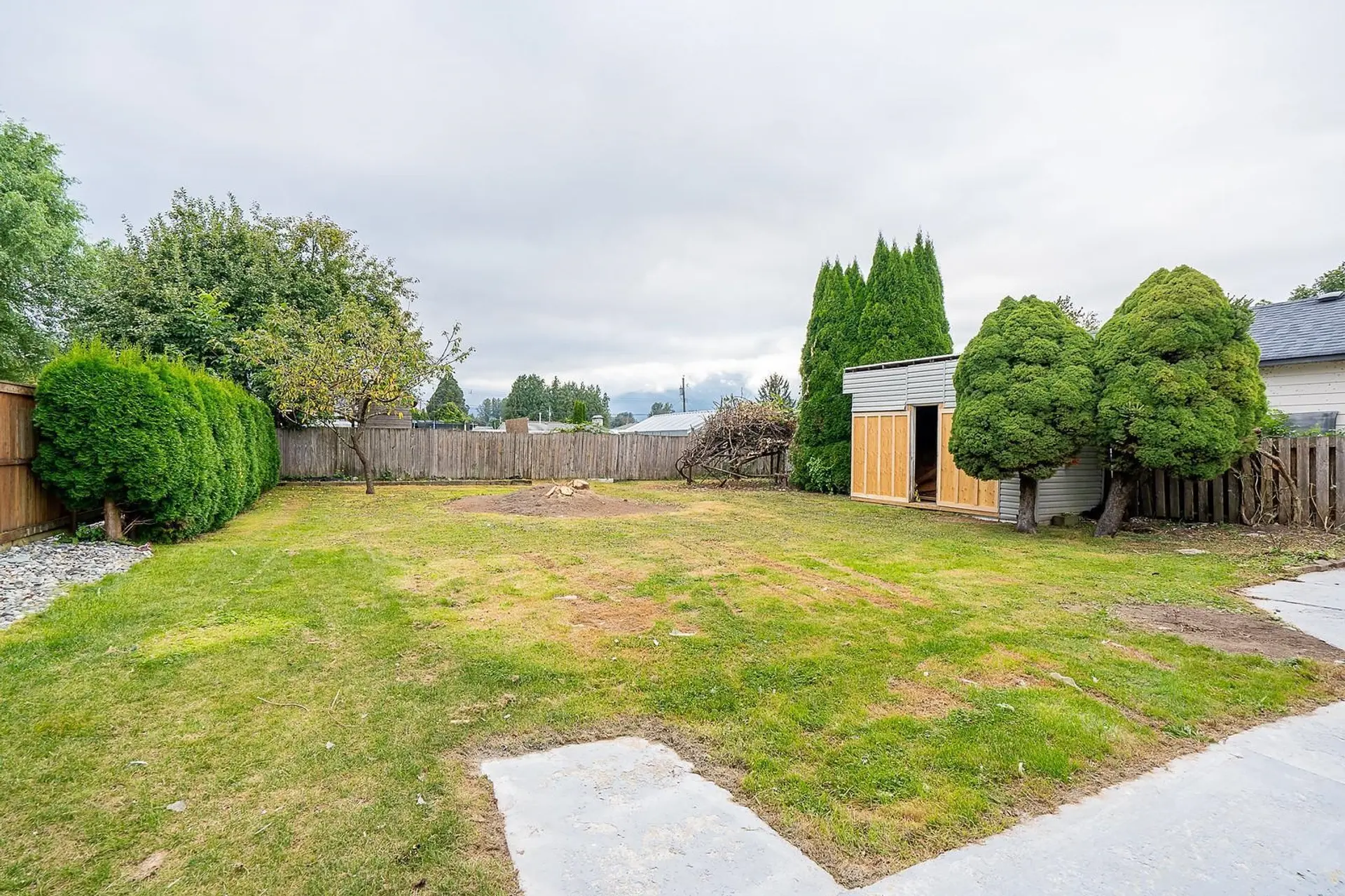 9709 Hillier Street - Image 16