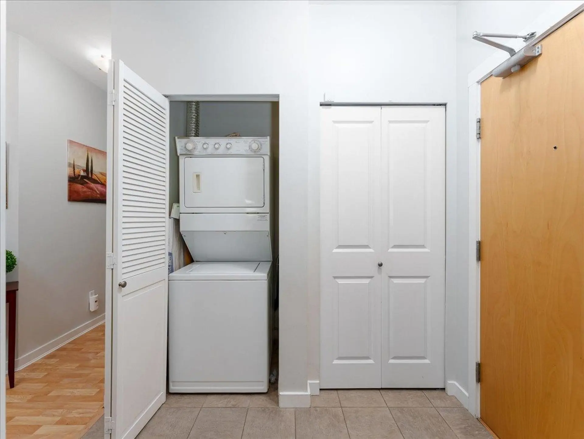 #107 675 Park Crescent - Image 16