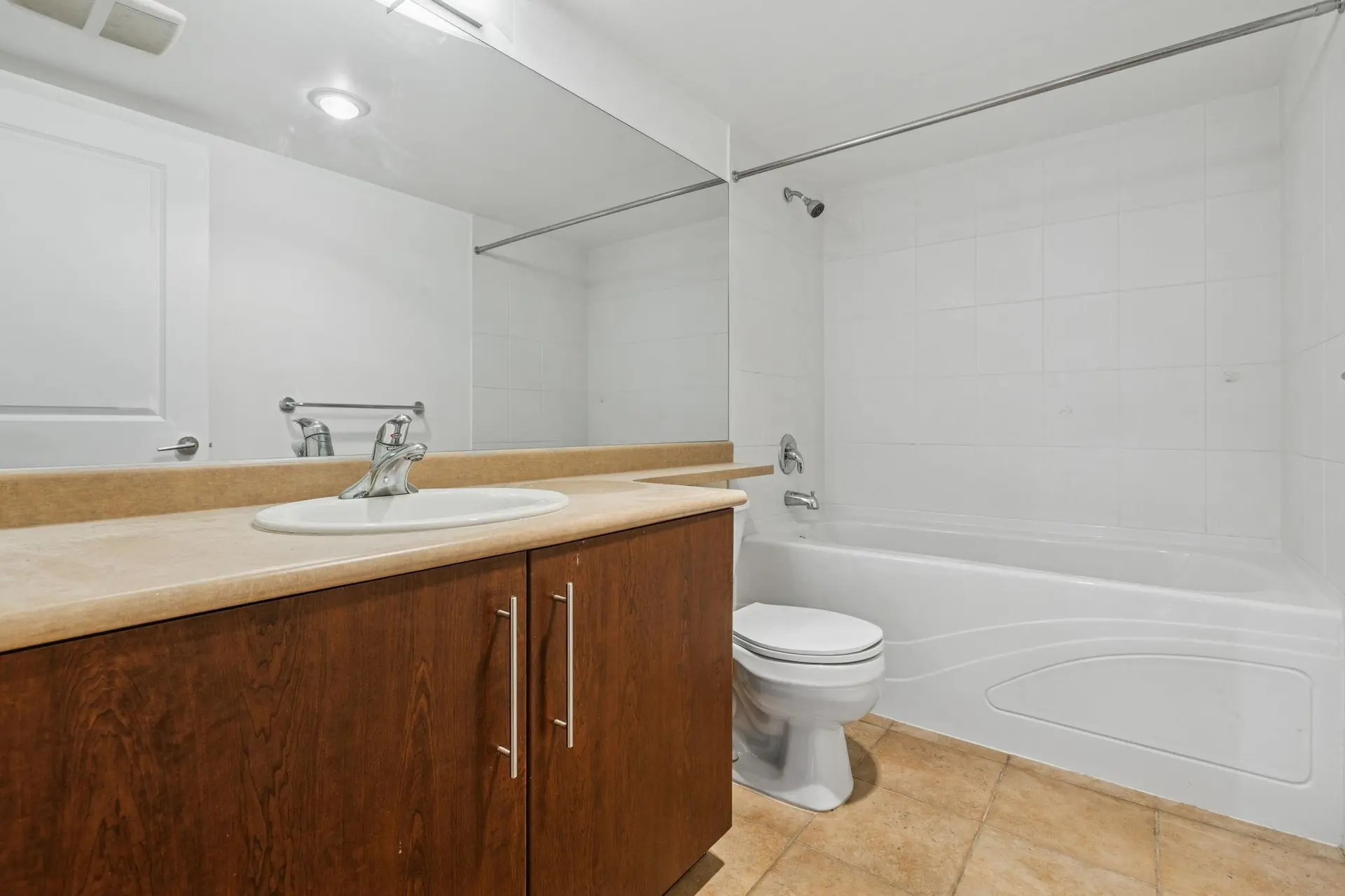 #1902 2138 Madison Avenue - Image 7