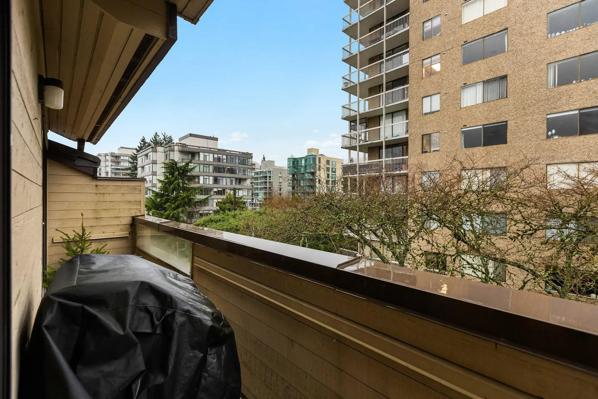 Property at #408 1363 CLYDE AVENUE, West Vancouver, BC