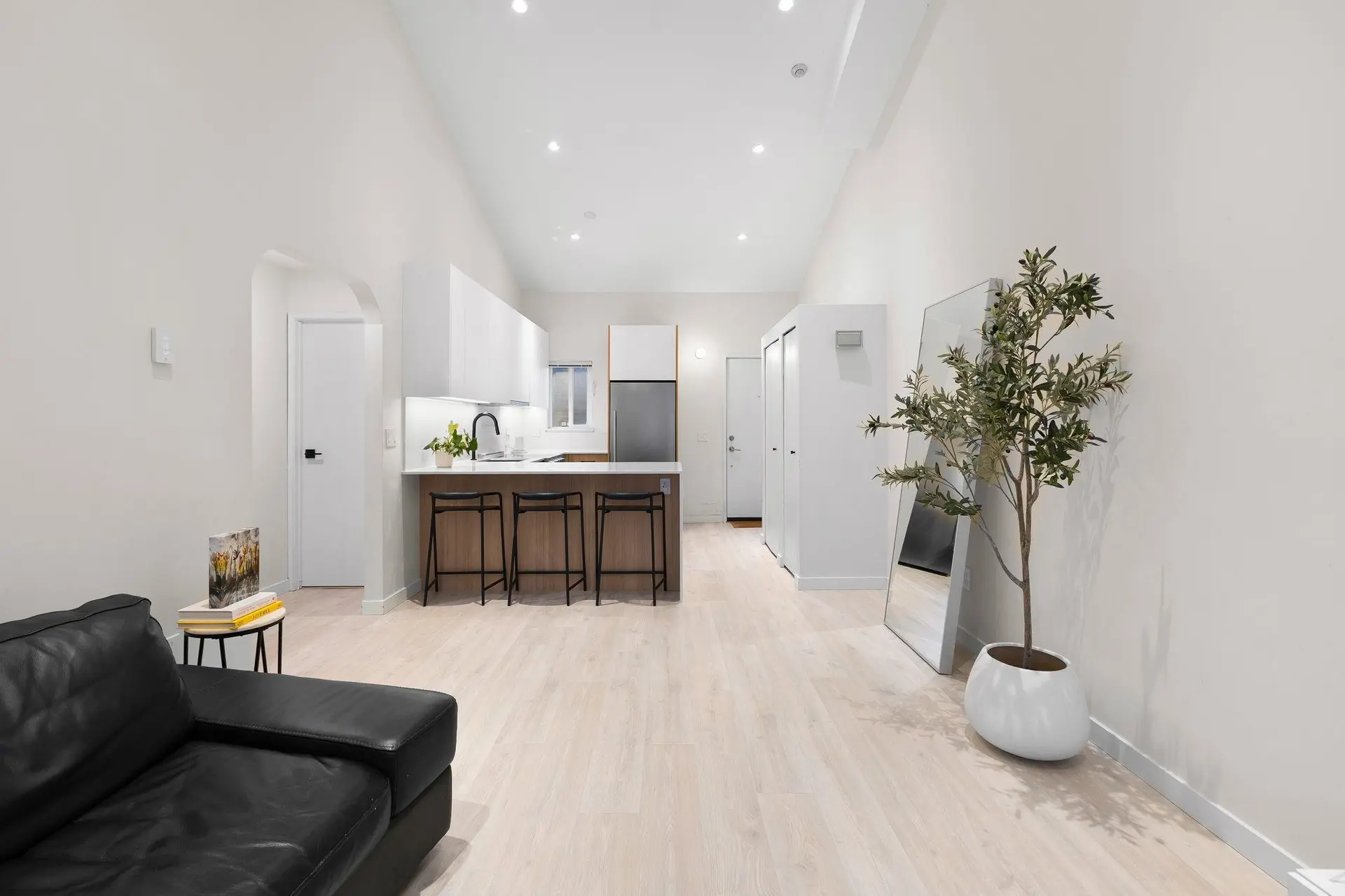 Property at #408 1363 CLYDE AVENUE, West Vancouver, BC