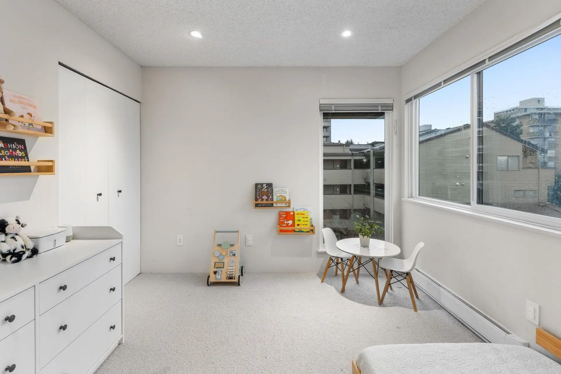 Property at #408 1363 CLYDE AVENUE, West Vancouver, BC