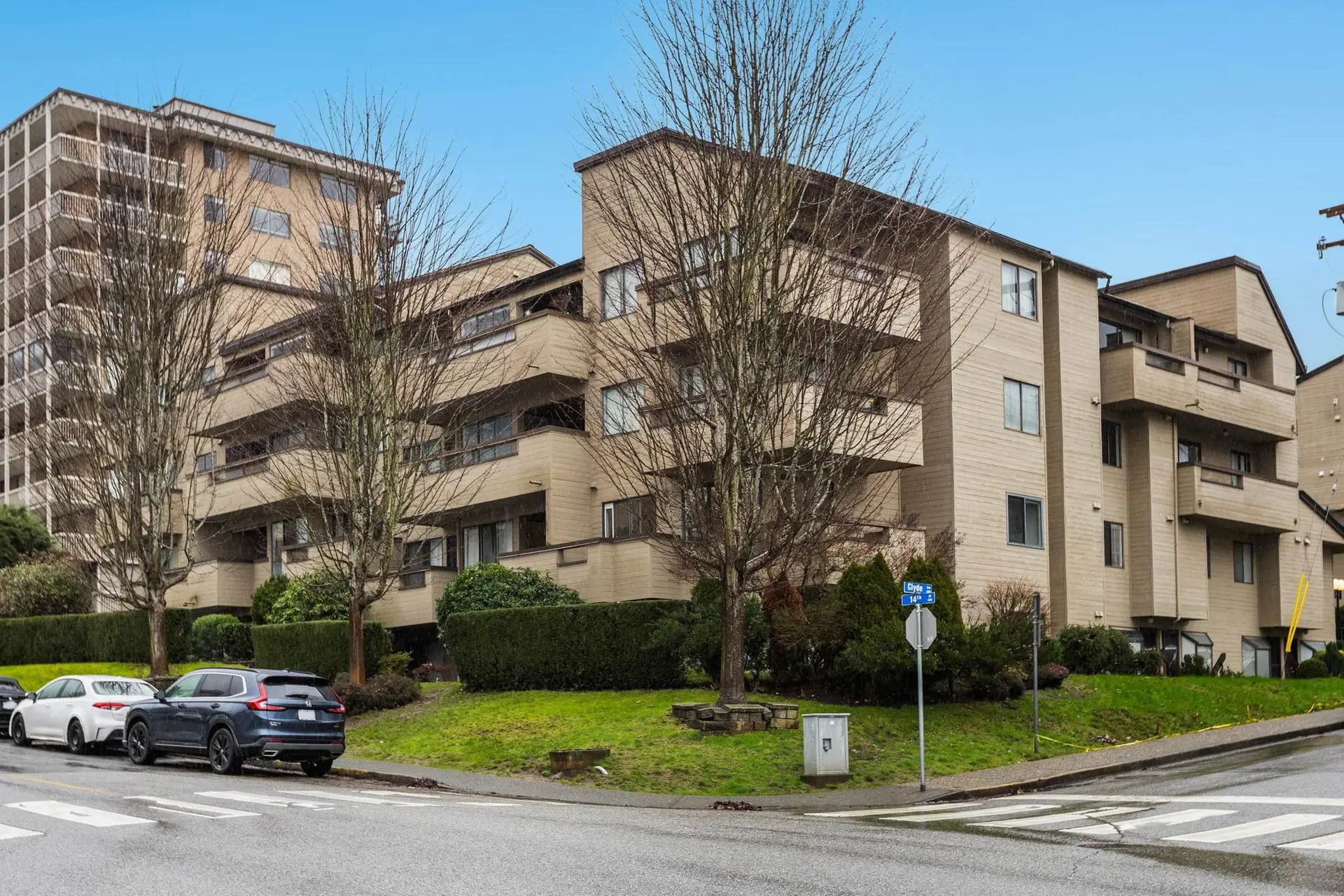 Property at #408 1363 CLYDE AVENUE, West Vancouver, BC