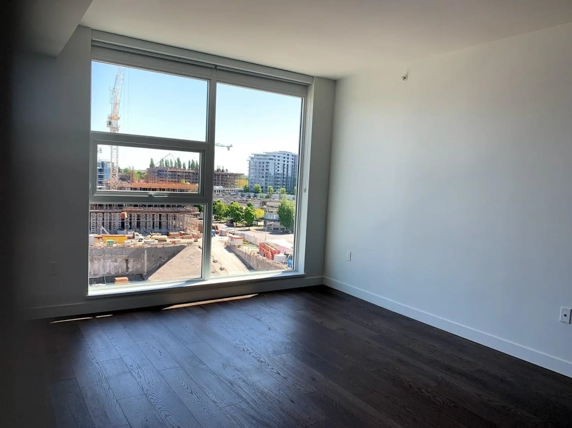 Property at #903 3331 NO. 3 ROAD, Richmond, BC